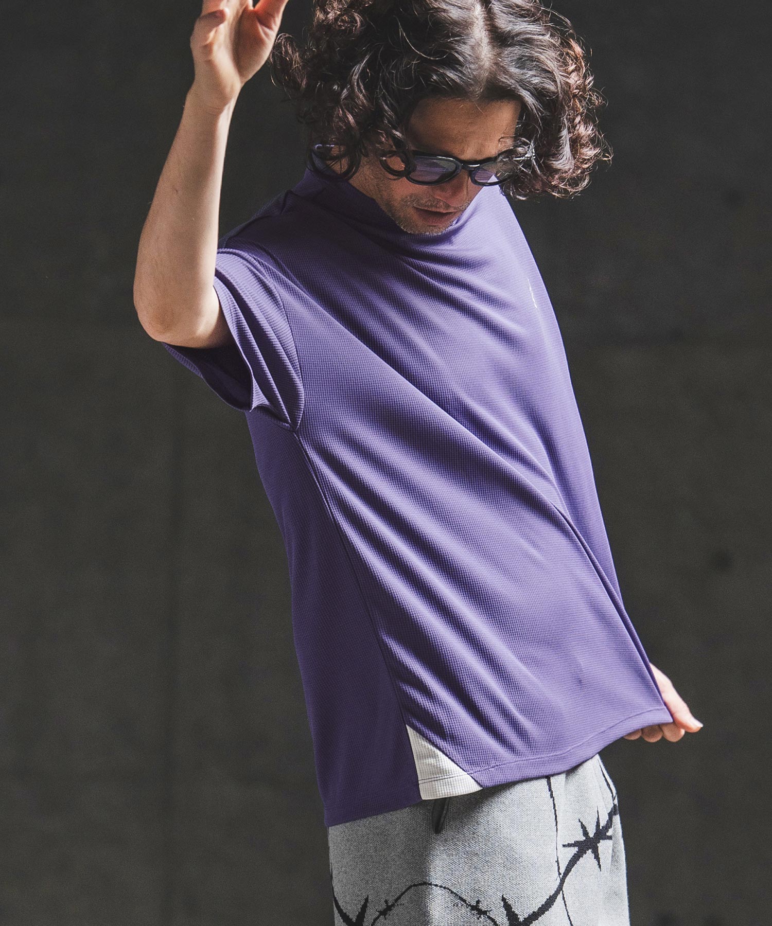GLIMCLAP(グリムクラップ)】Sheer Waffle Fabric T-shirt トラックT
