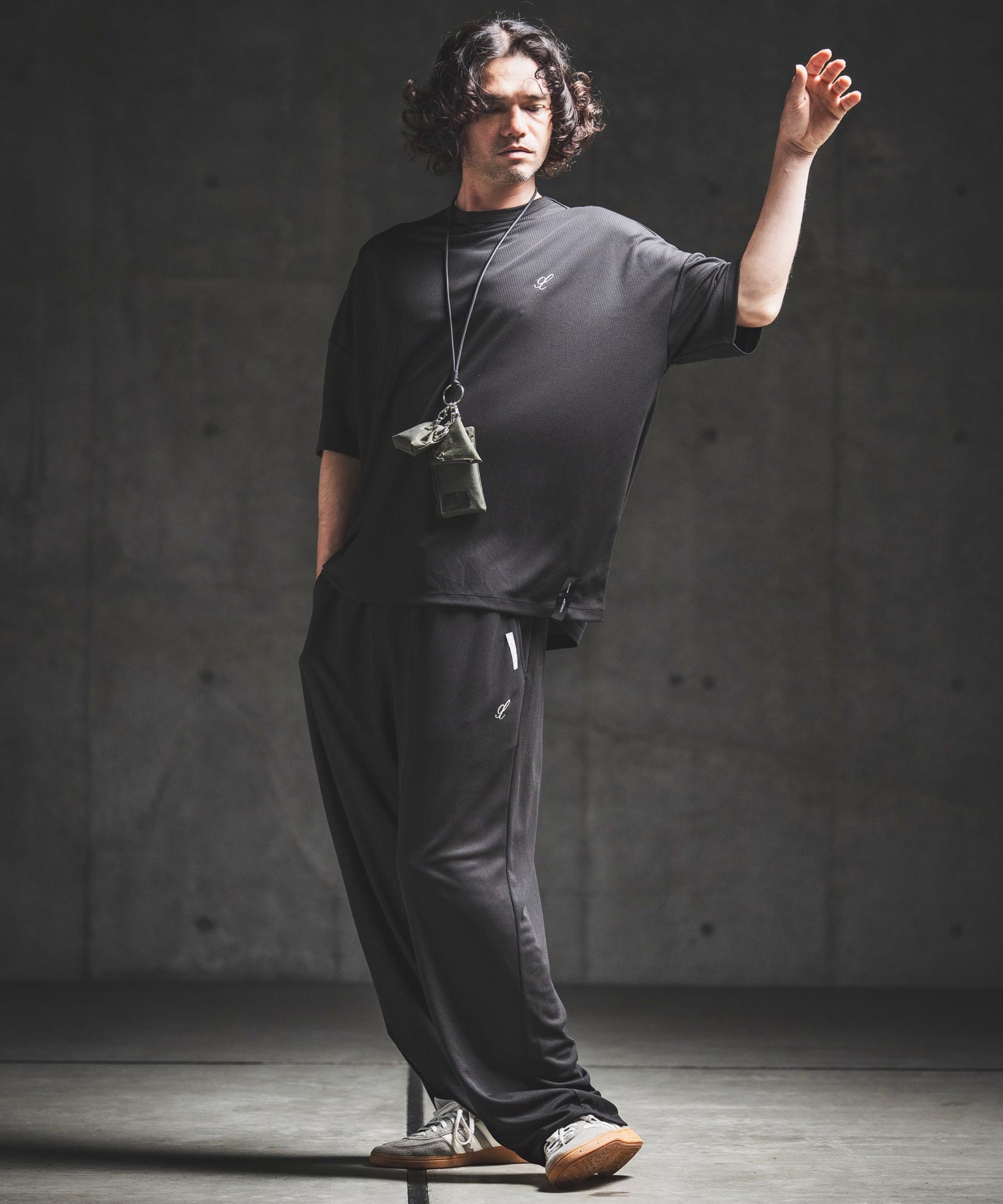 GLIMCLAP(グリムクラップ)】Sheer Waffle Fabric T-shirt トラックT