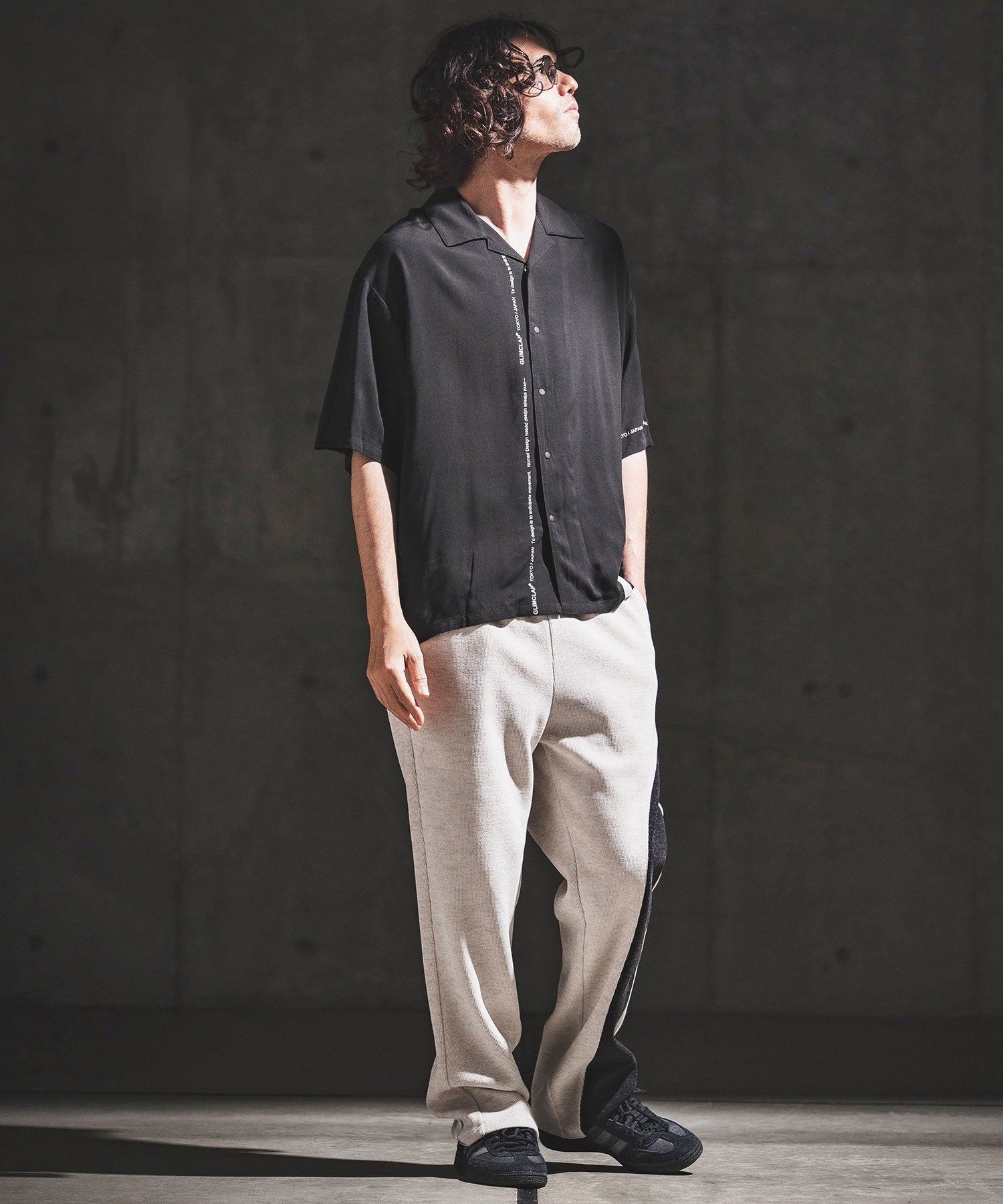 GLIMCLAP(グリムクラップ)】Graphic Print Open Collar Shirt オープン