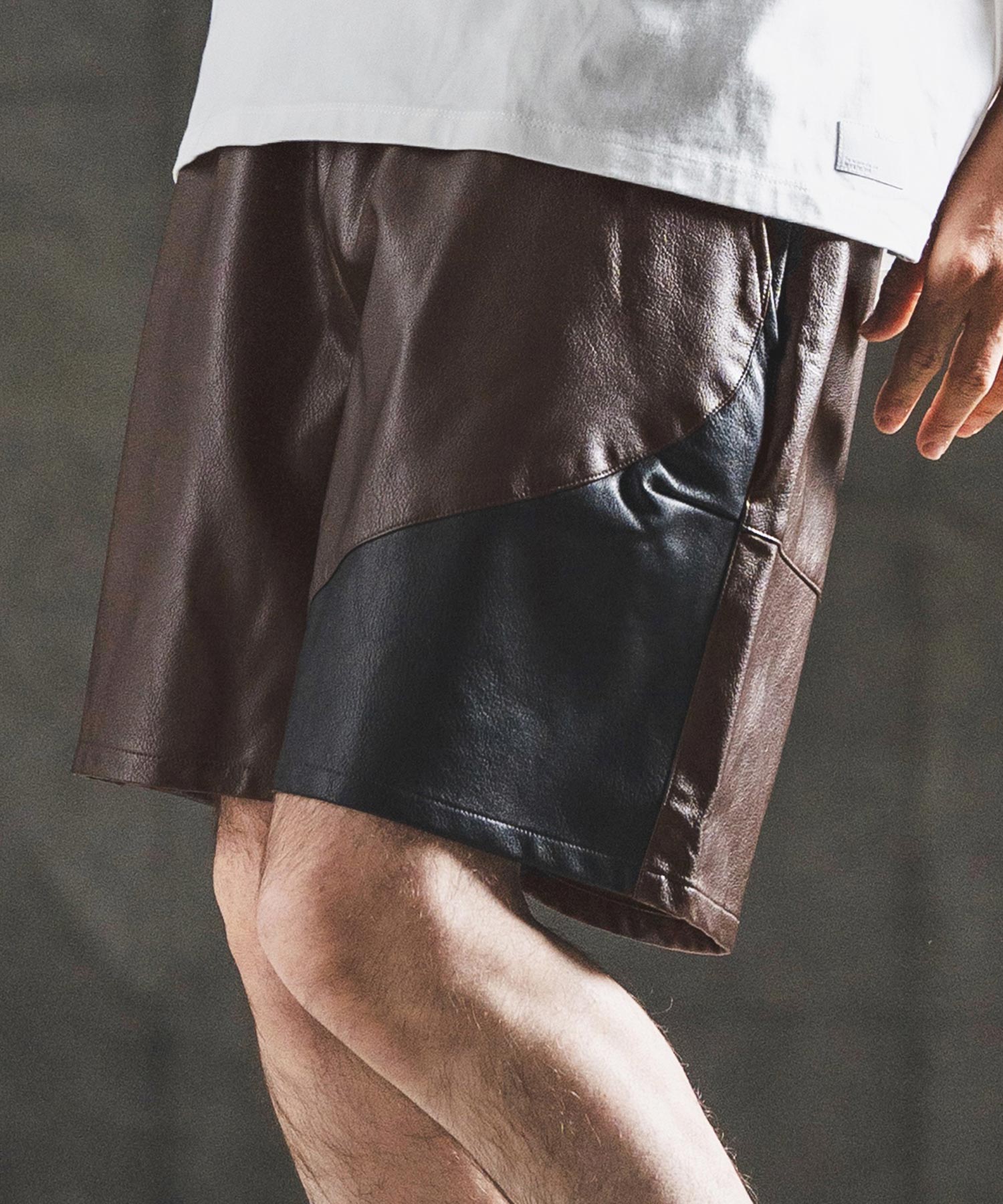 GLIMCLAP(グリムクラップ)】Synthetic Leather Shorts レザーショート