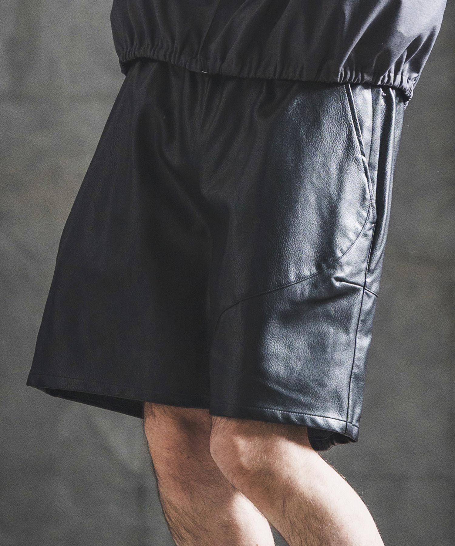 GLIMCLAP(グリムクラップ)】Synthetic Leather Shorts レザーショート