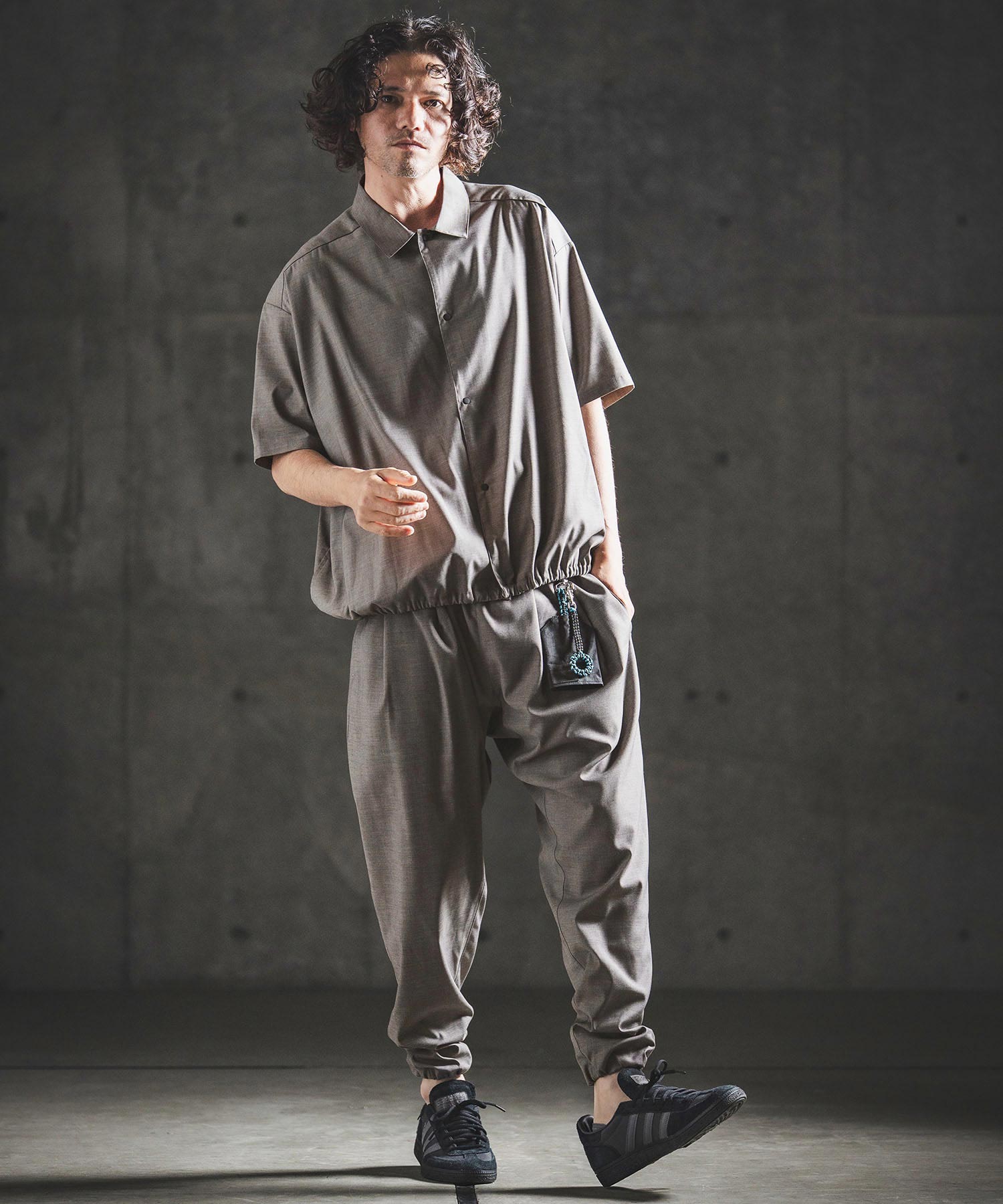 GLIMCLAP セットアップ GLIMCLAP(グリムクラップ)】Bamboo Blend Chambray Gathered Hem Short