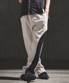 OFF.WHITE×BLACK