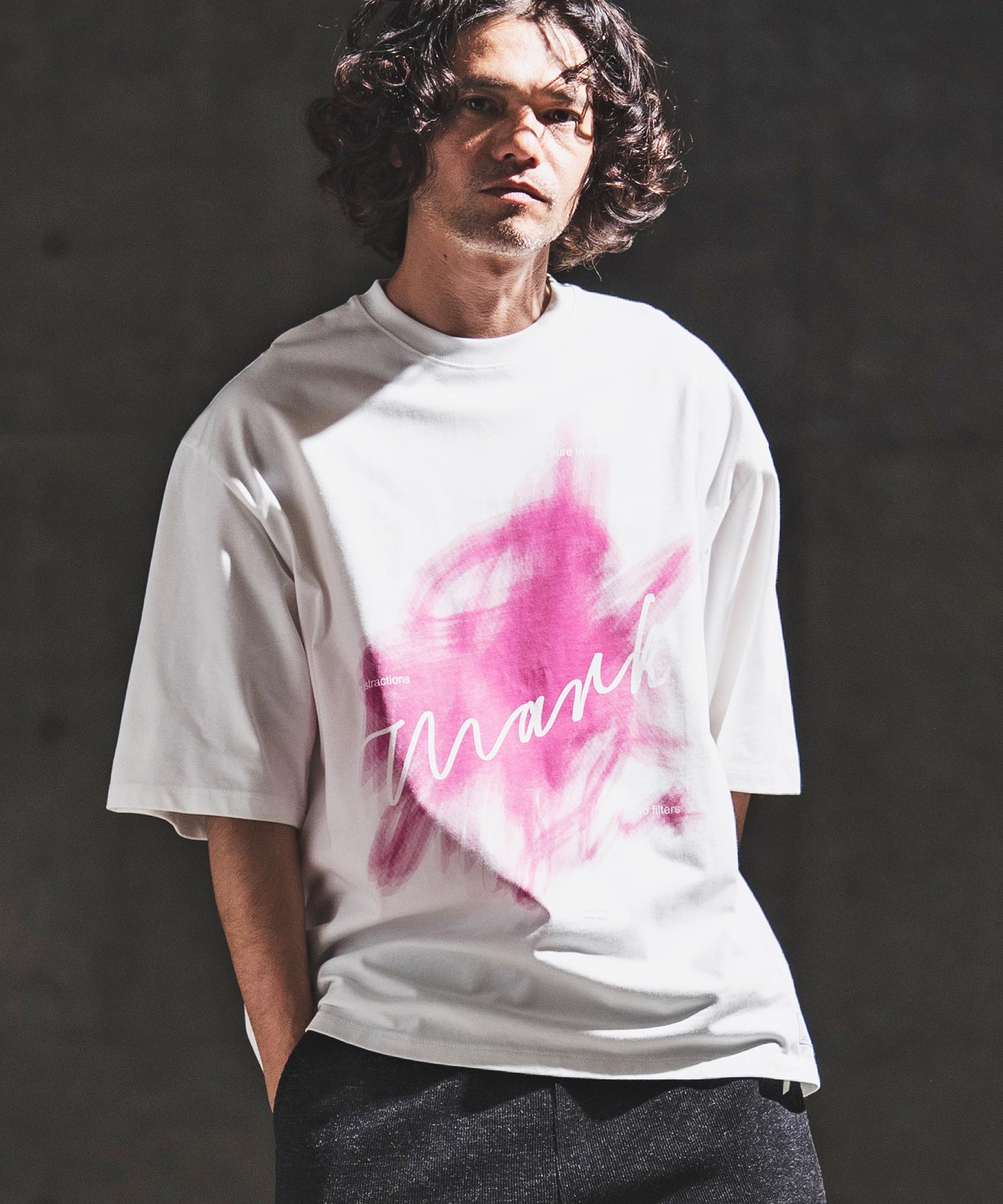 GLIMCLAP(グリムクラップ)】Graphic Art Print T-shirt プリントT