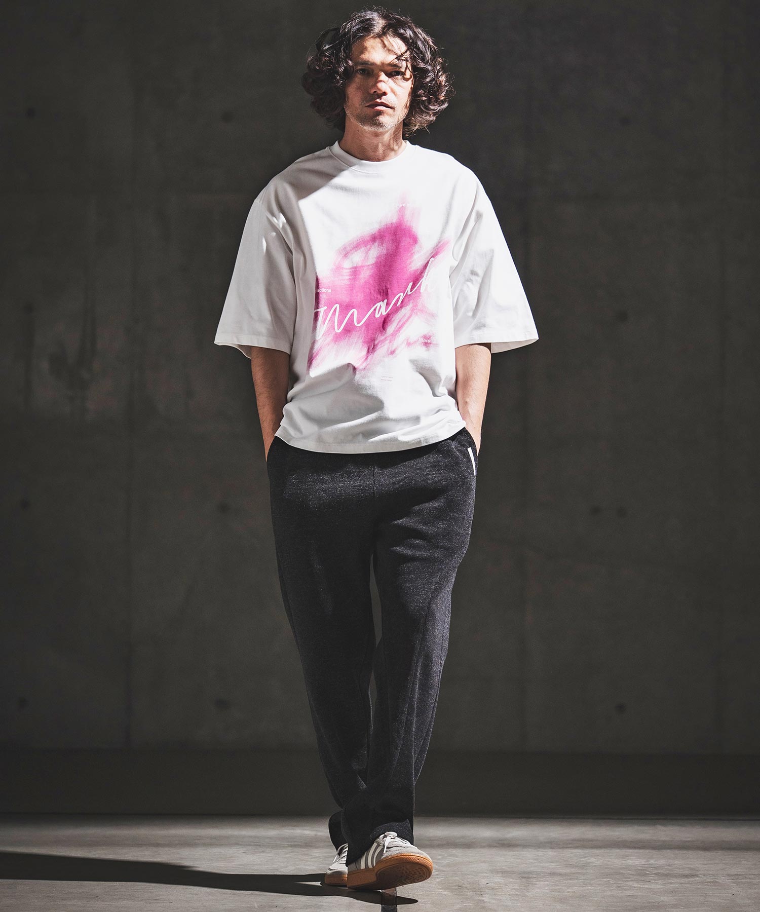 GLIMCLAP(グリムクラップ)】Graphic Art Print T-shirt プリントT