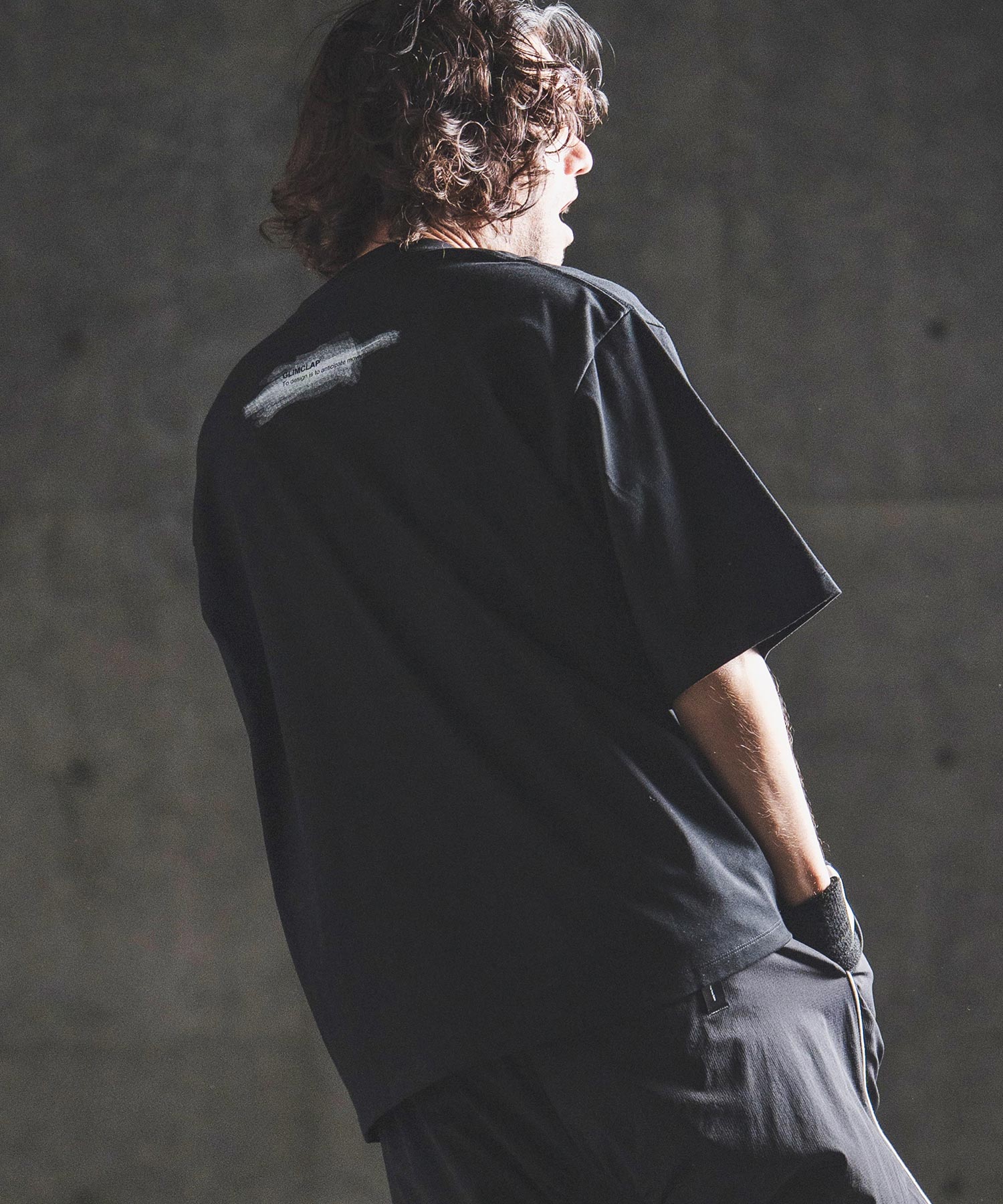GLIMCLAP(グリムクラップ)】Graphic Art Print T-shirt プリントT