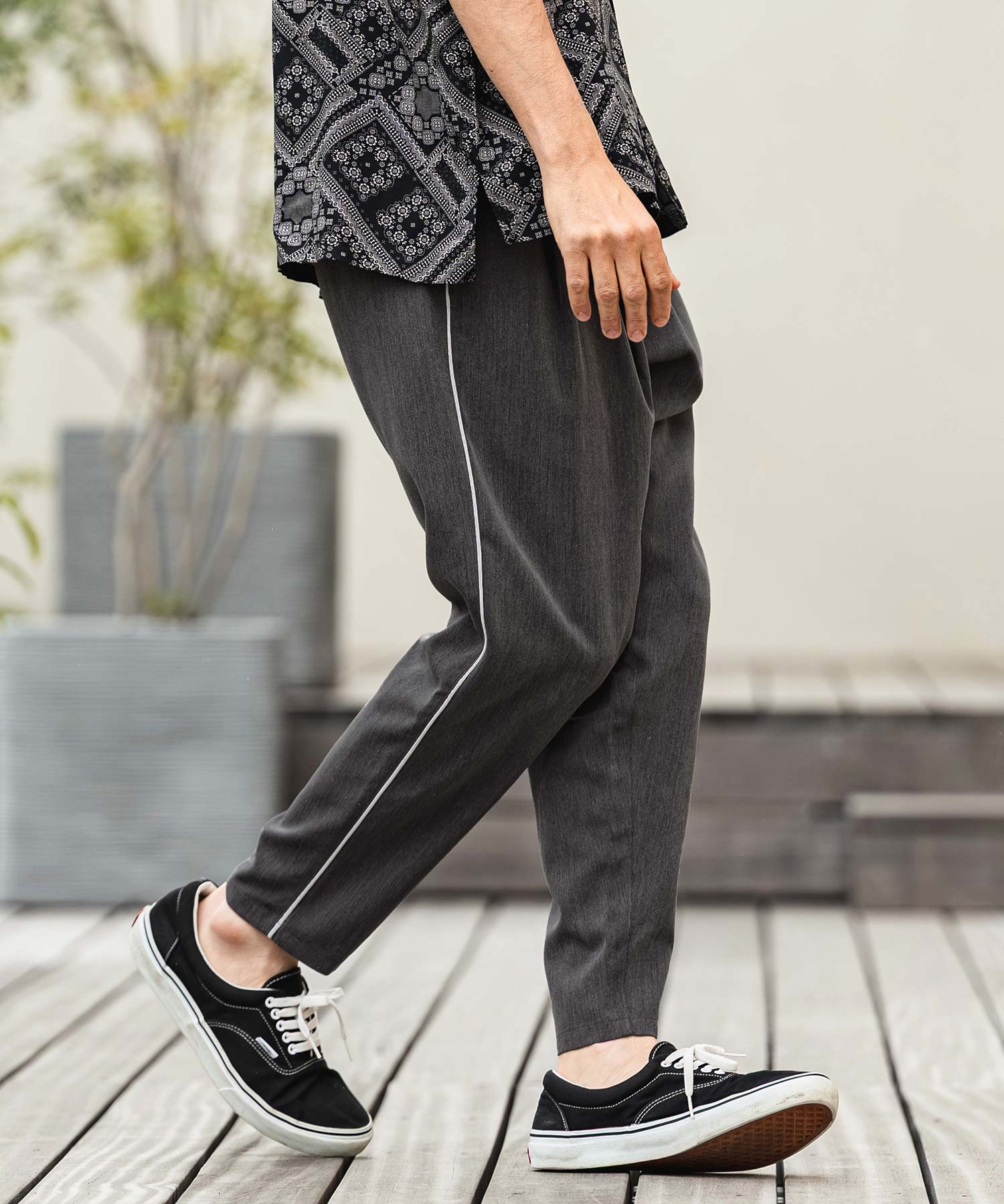 CAMBIO(カンビオ)】Side Piping Line Tapered Ankle Slacks スラックス