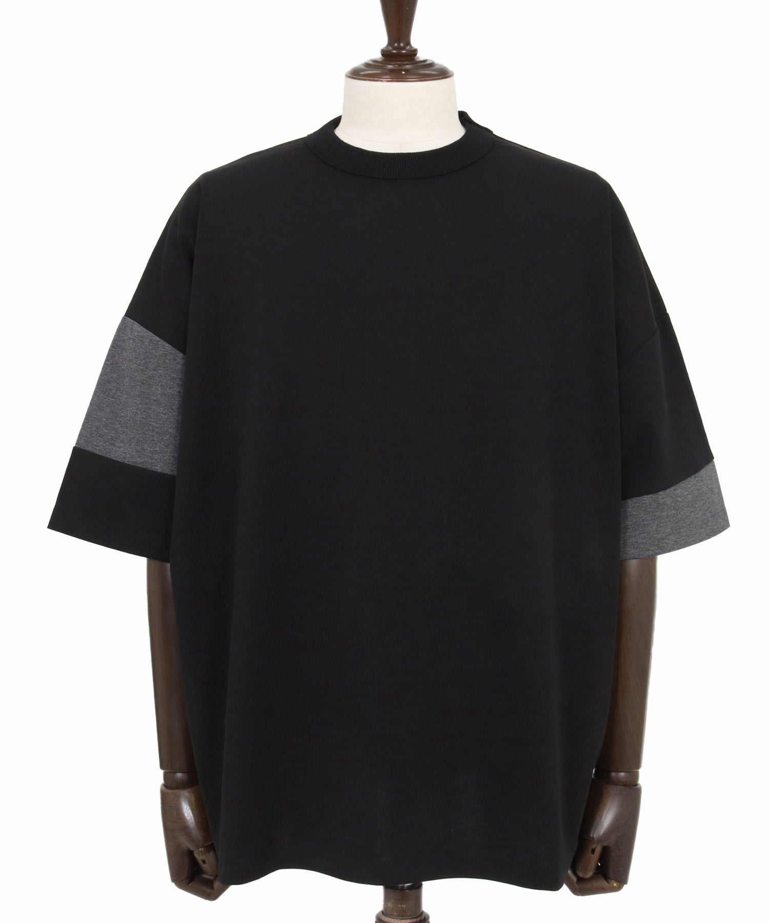 変更済Bobo CAMBIO(カンビオ)】Asymmetry Switch Cut sew デザインTシャツ
