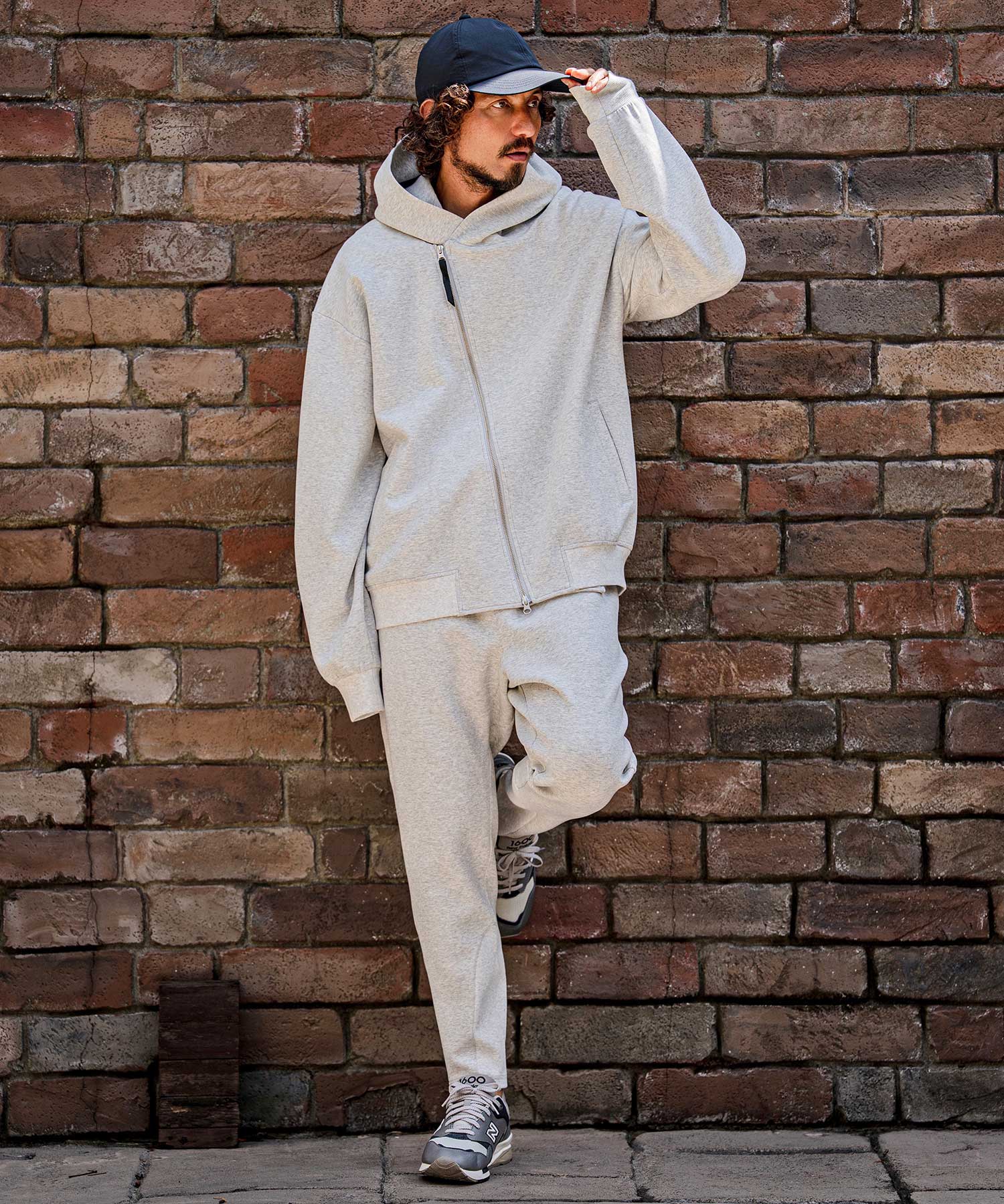 CAMBIO(カンビオ)】Diagonal Zip Scuba Knit Hoodie ダンボールニット