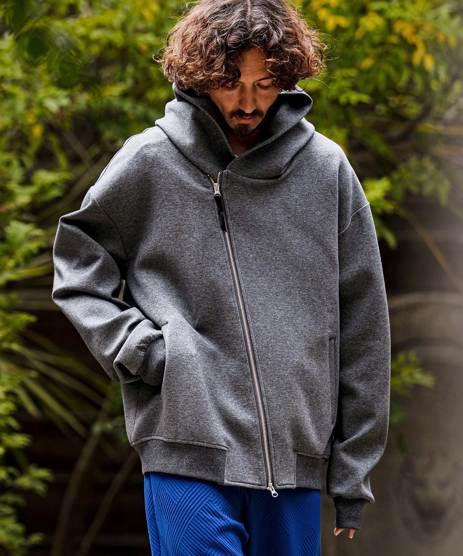CAMBIO(カンビオ)】Diagonal Zip Scuba Knit Hoodie ダンボールニット