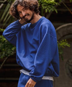 ROYAL.BLUE