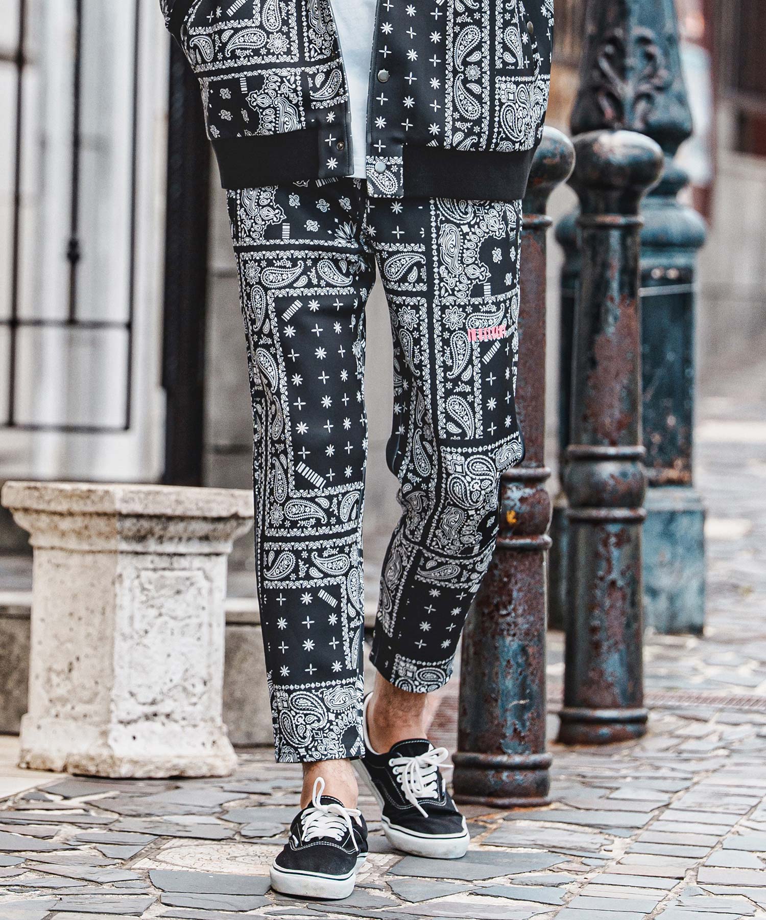 felkod(フィルコッド)】【予約販売10月中旬～下旬入荷】 Bandana Print