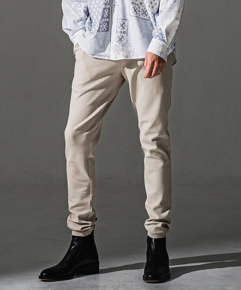 B.BEIGE