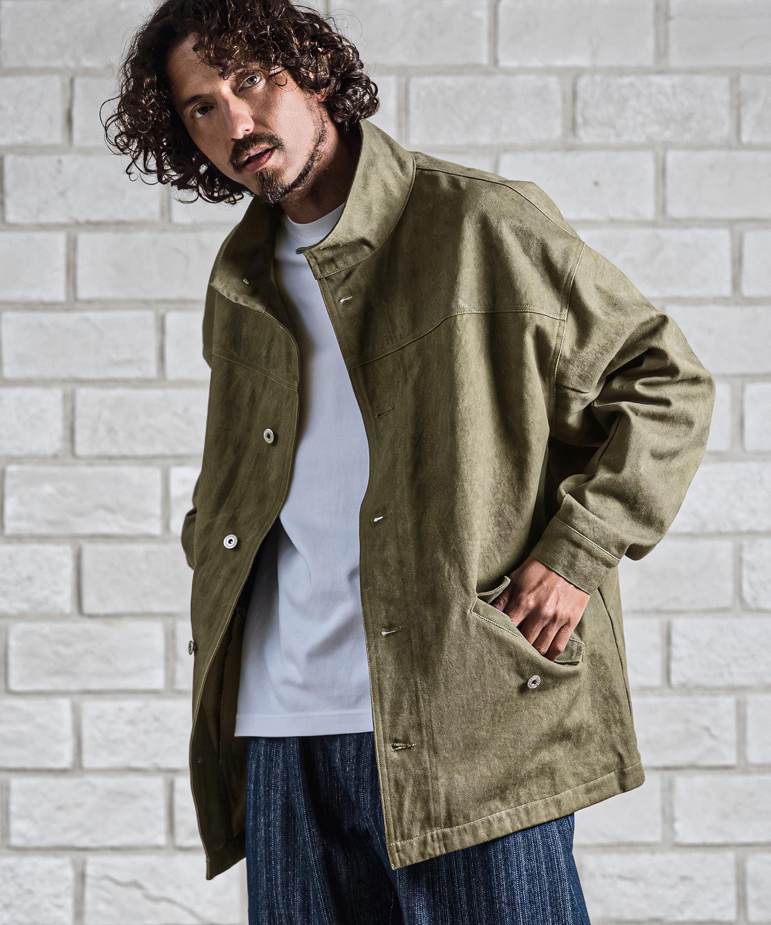 Khaki