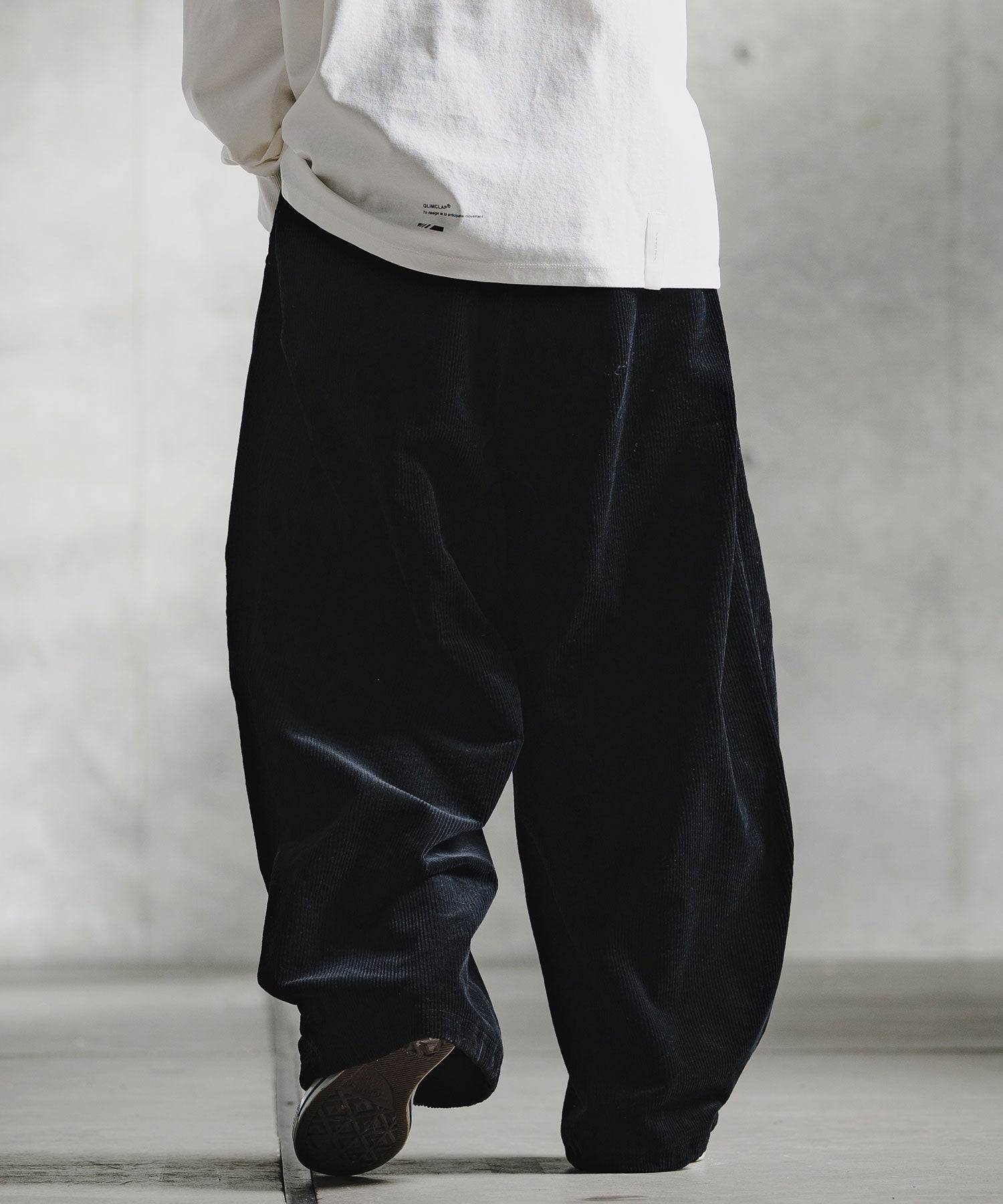 GLIMCLAP(グリムクラップ)】4-Wale Cotton Corduroy Cocoon Wide-Leg