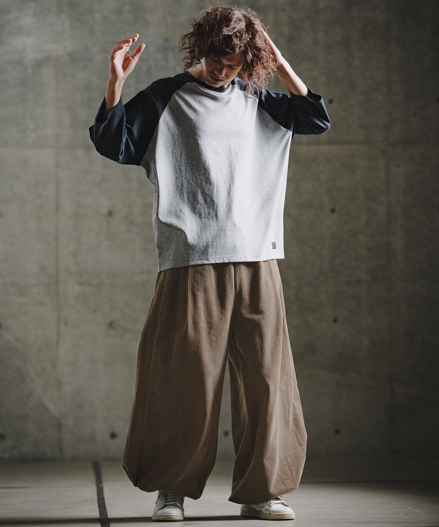 GLIMCLAP(グリムクラップ)】4-Wale Cotton Corduroy Cocoon Wide-Leg