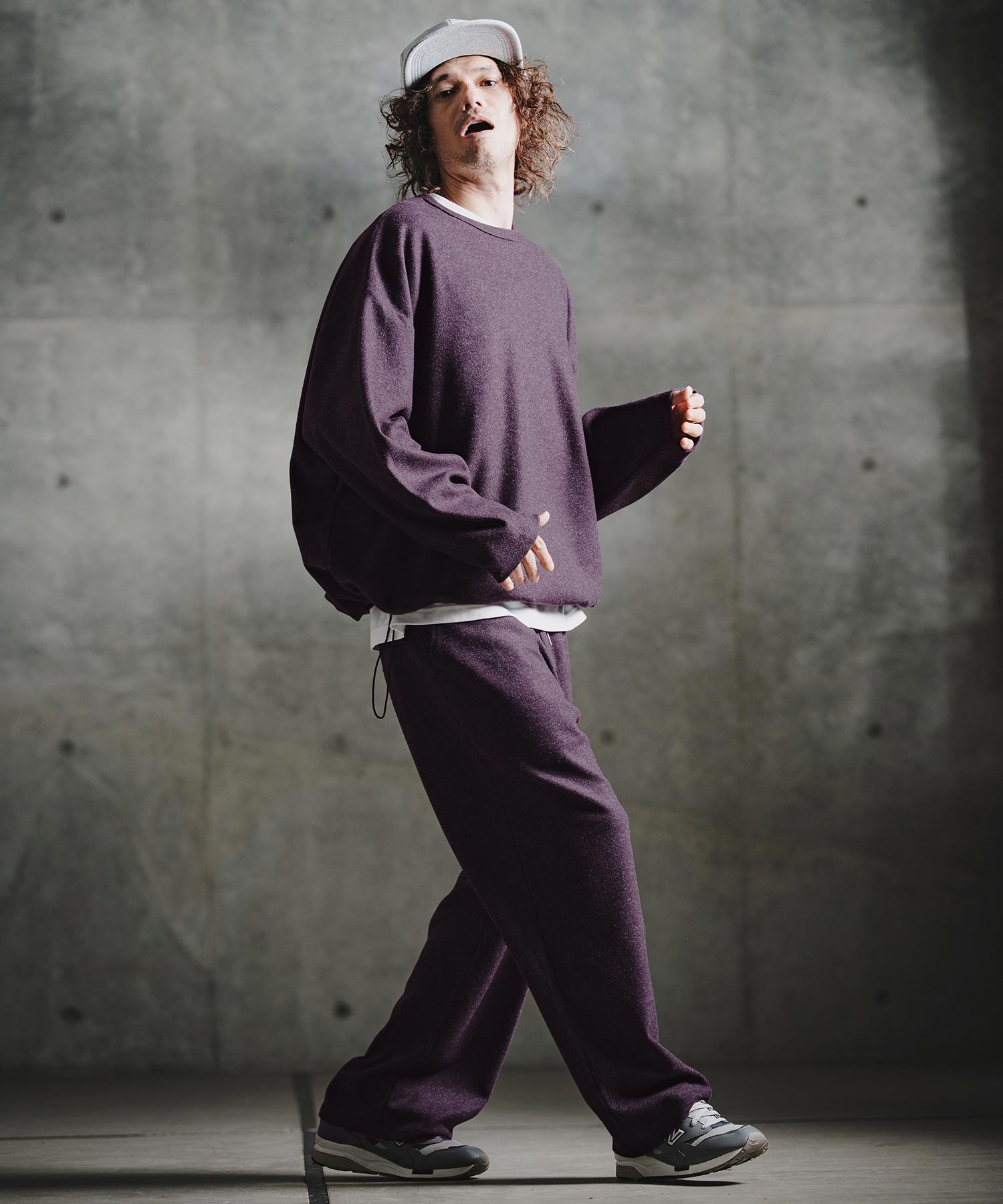 GLIMCLAP(グリムクラップ)】Knit-Like Jersey Wide Straight Trousers