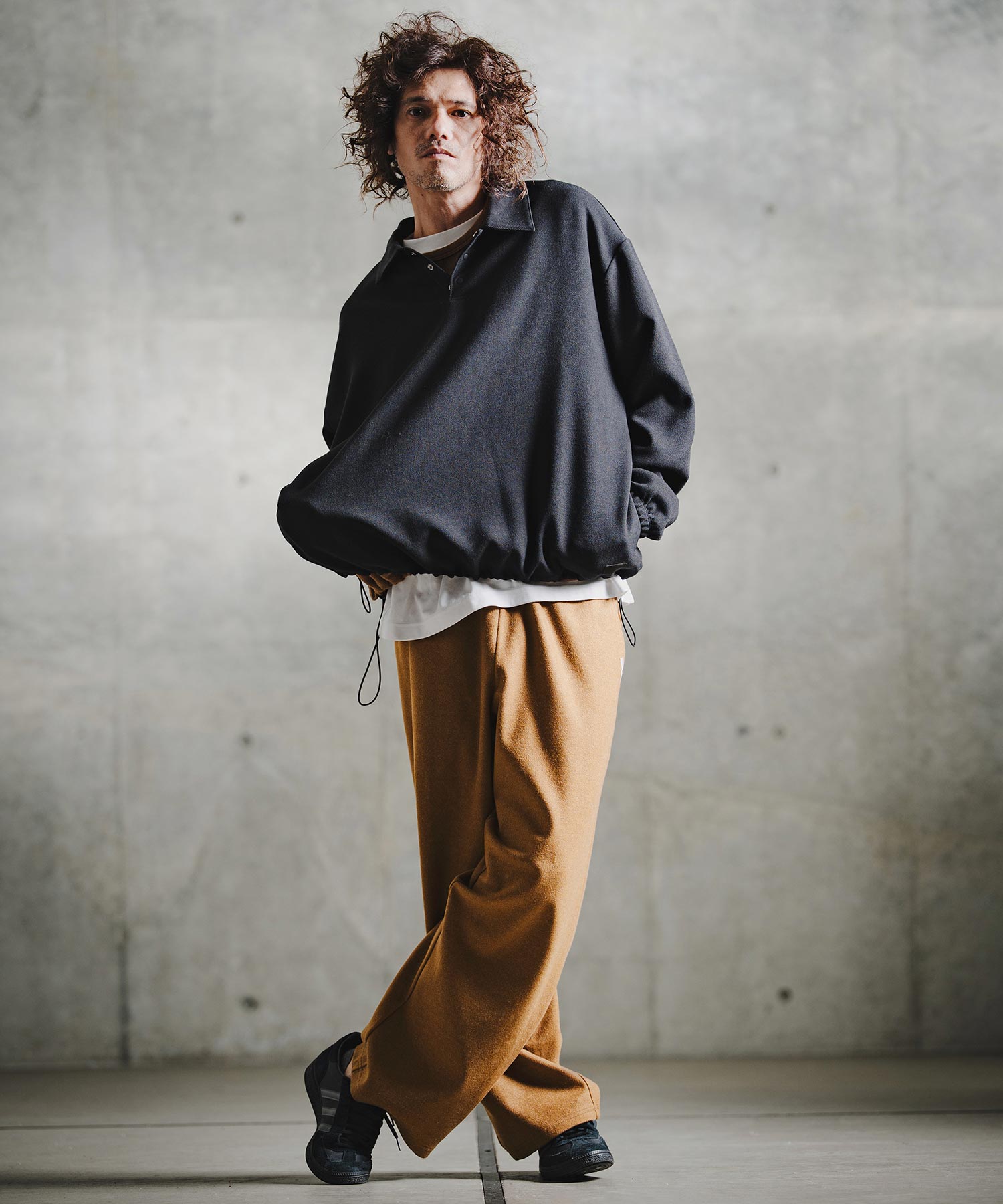 GLIMCLAP(グリムクラップ)】Knit-Like Jersey Wide Straight Trousers