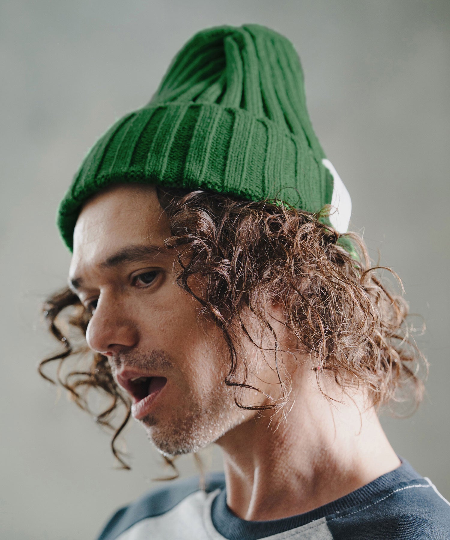 GREEN