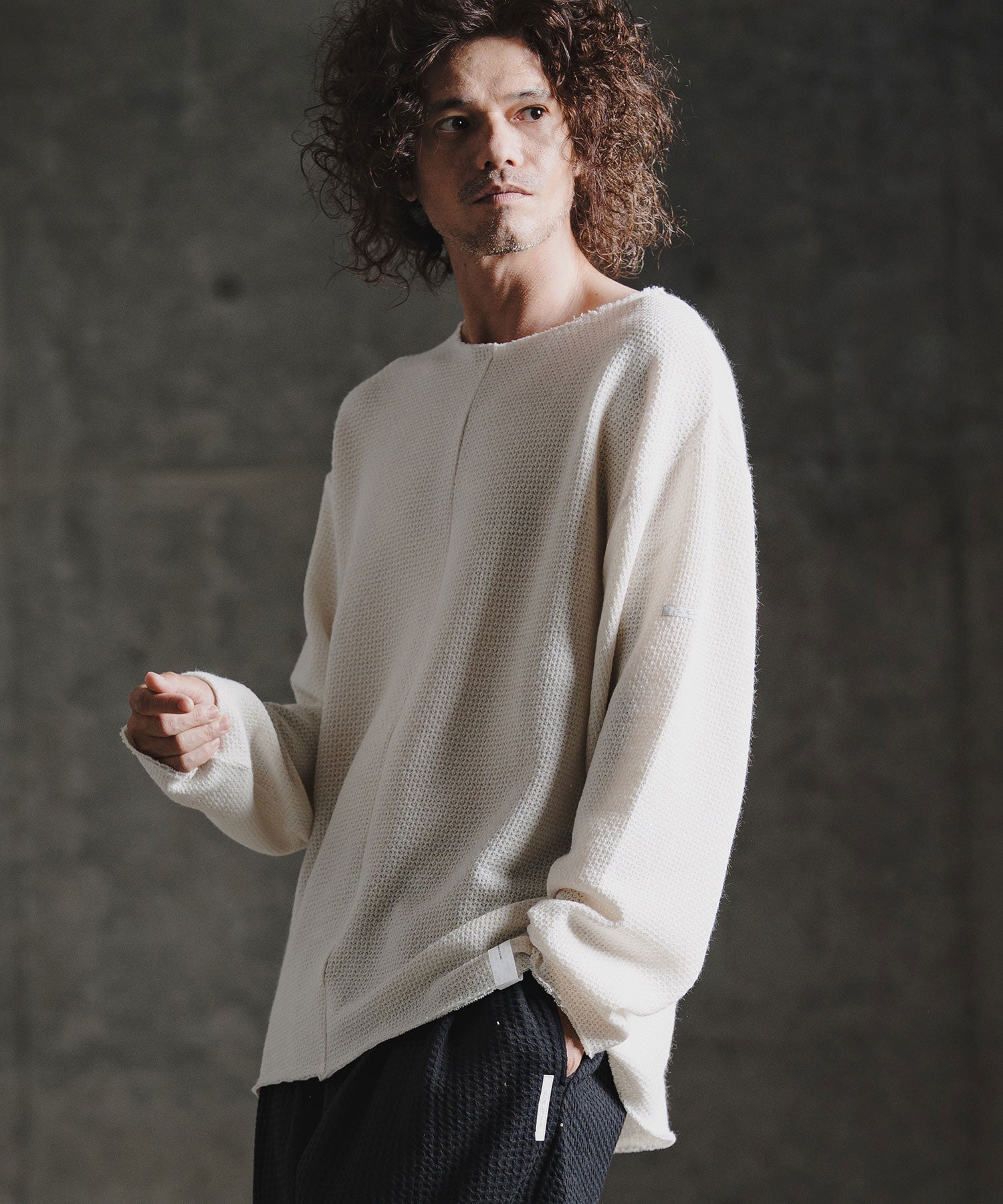 GLIMCLAP(グリムクラップ)】Textured Waffle Oversized Long Sleeve