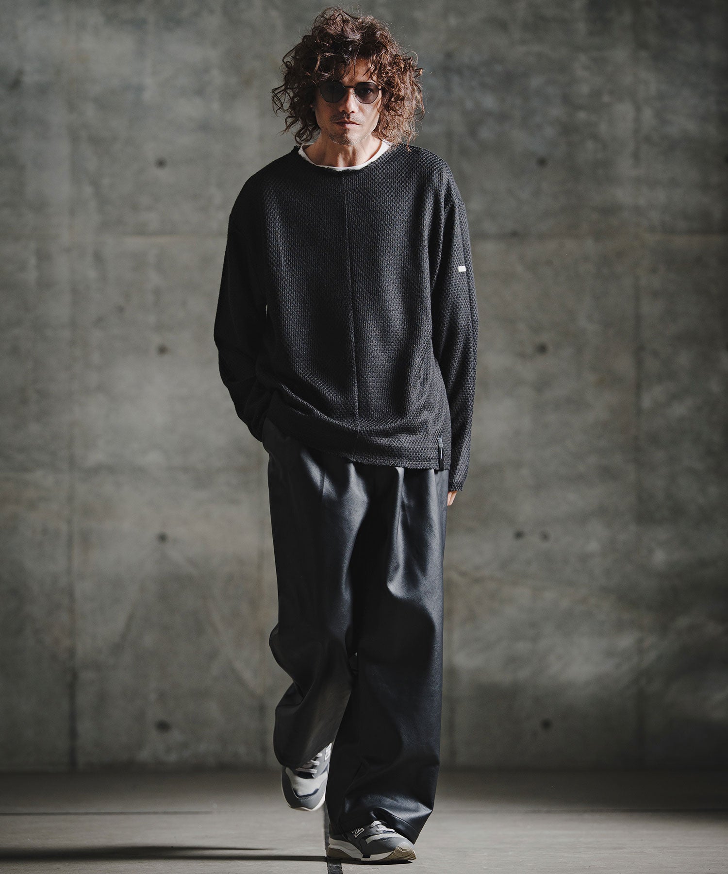 【新品】GLIMCLAP(グリムクラップ)ワイドシルエットスウェット ブラックS GLIMCLAP(グリムクラップ)】Textured Waffle Oversized Long Sleeve