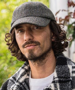 D.GRAY