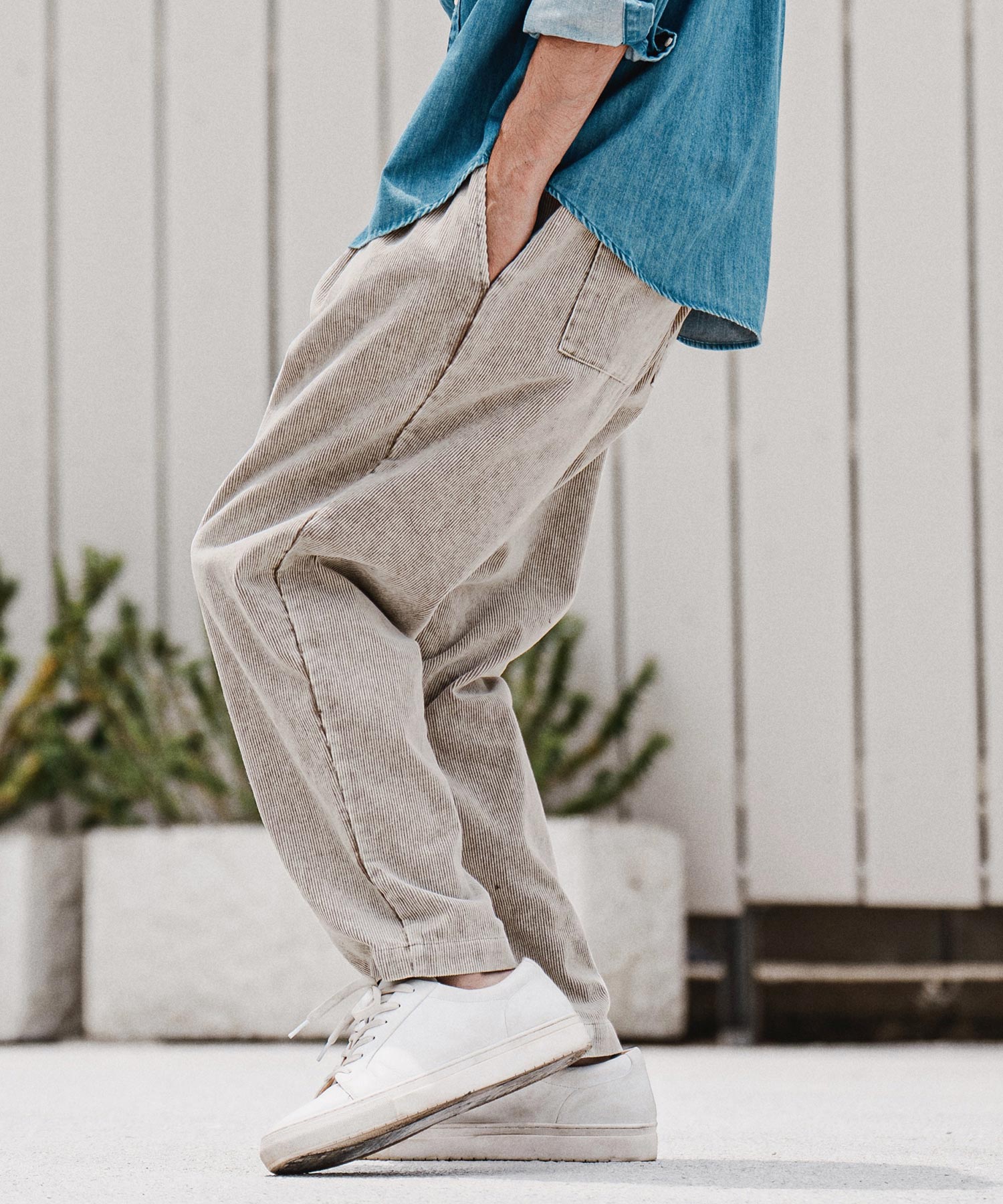 CAMBIO(カンビオ)】Faded Corduroy Tapered Pants コーデュロイ