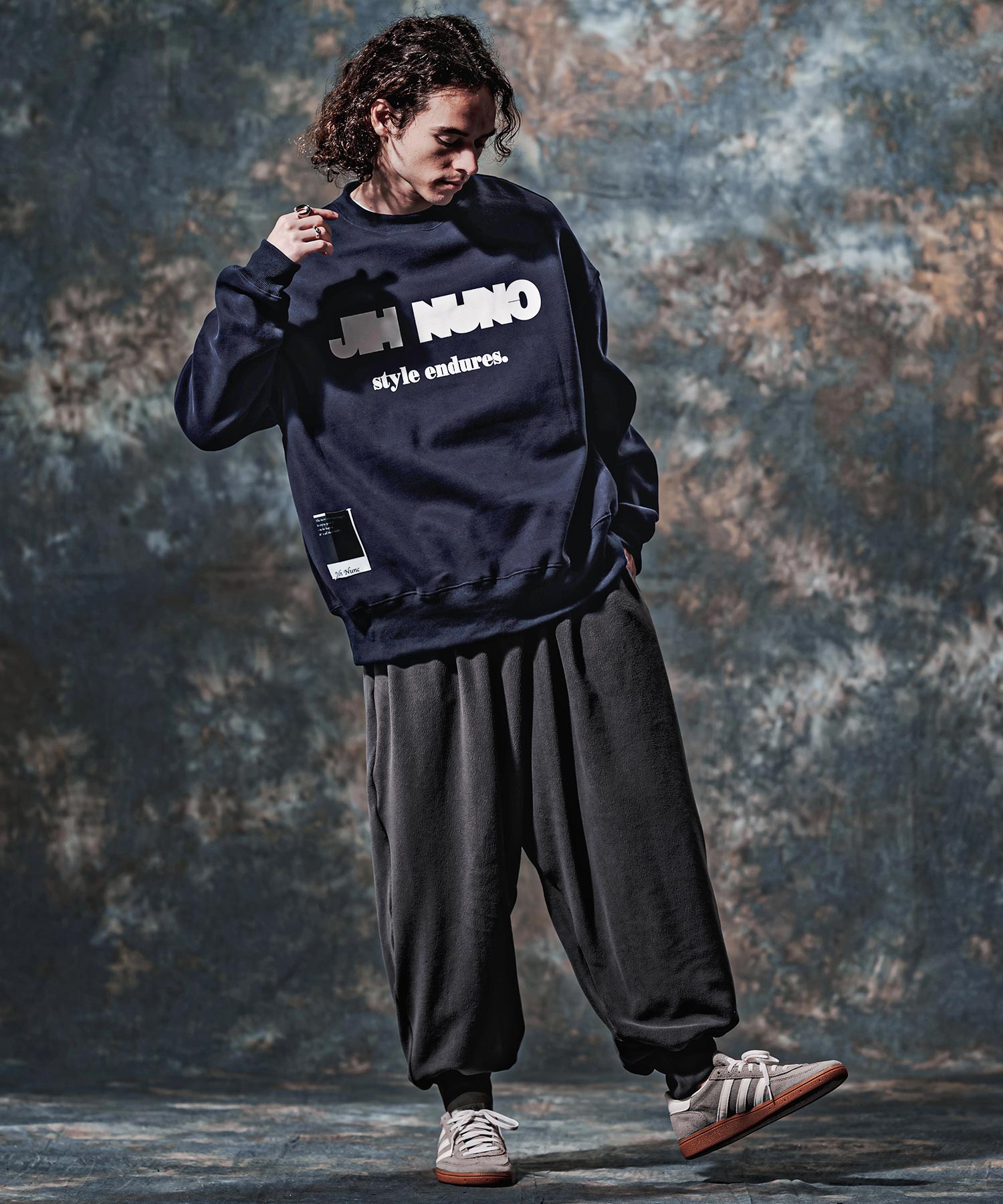 Jih Nunc(ジーヌンク)】【予約販売10月中旬～下旬入荷】ロゴプリント