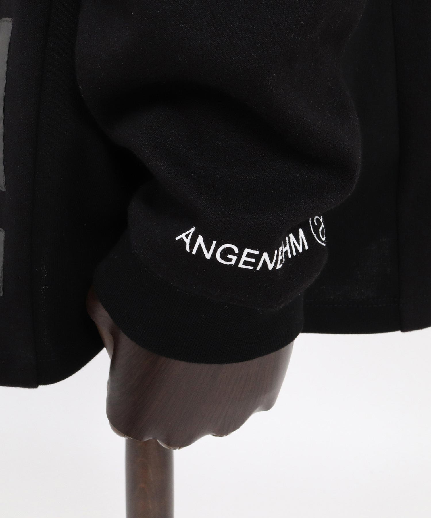 ANGENEHM(アンゲネーム)】【予約販売10月上旬～中旬納品】Interlock