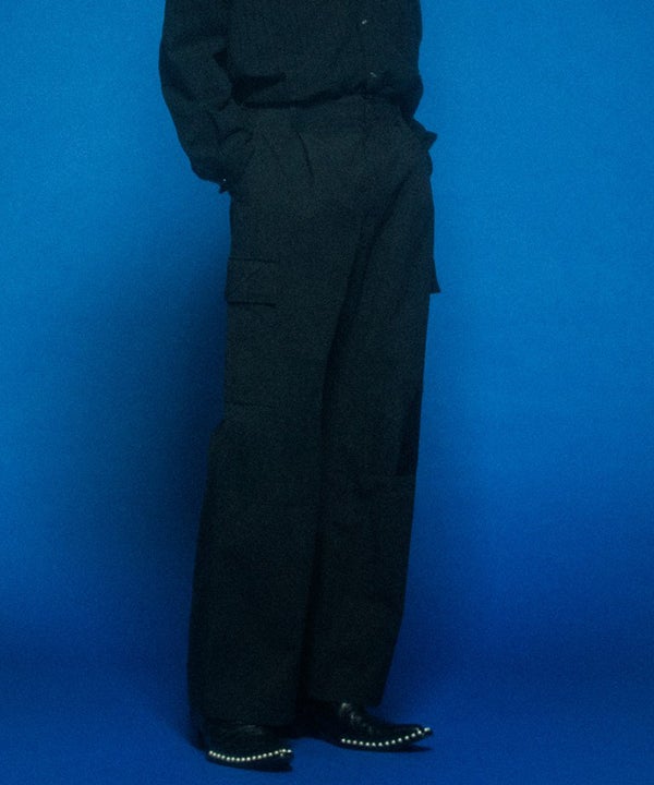 BLACK(090)