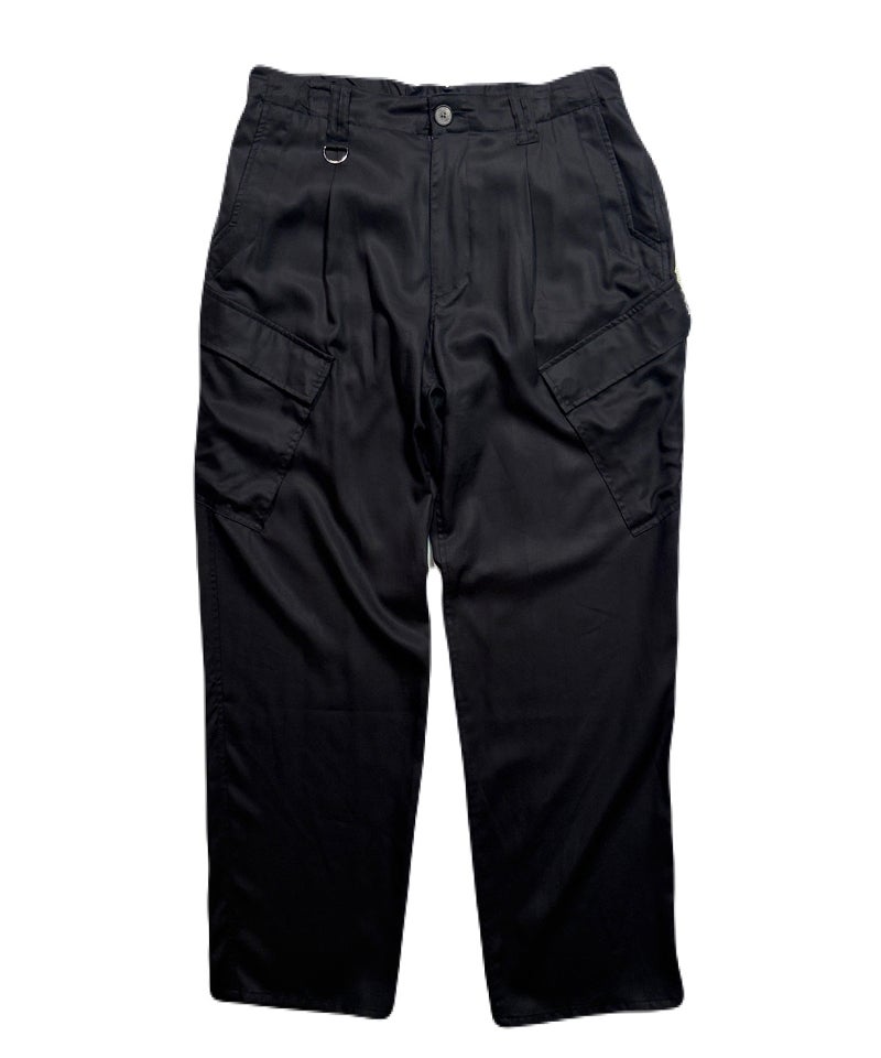 BLACK(090)