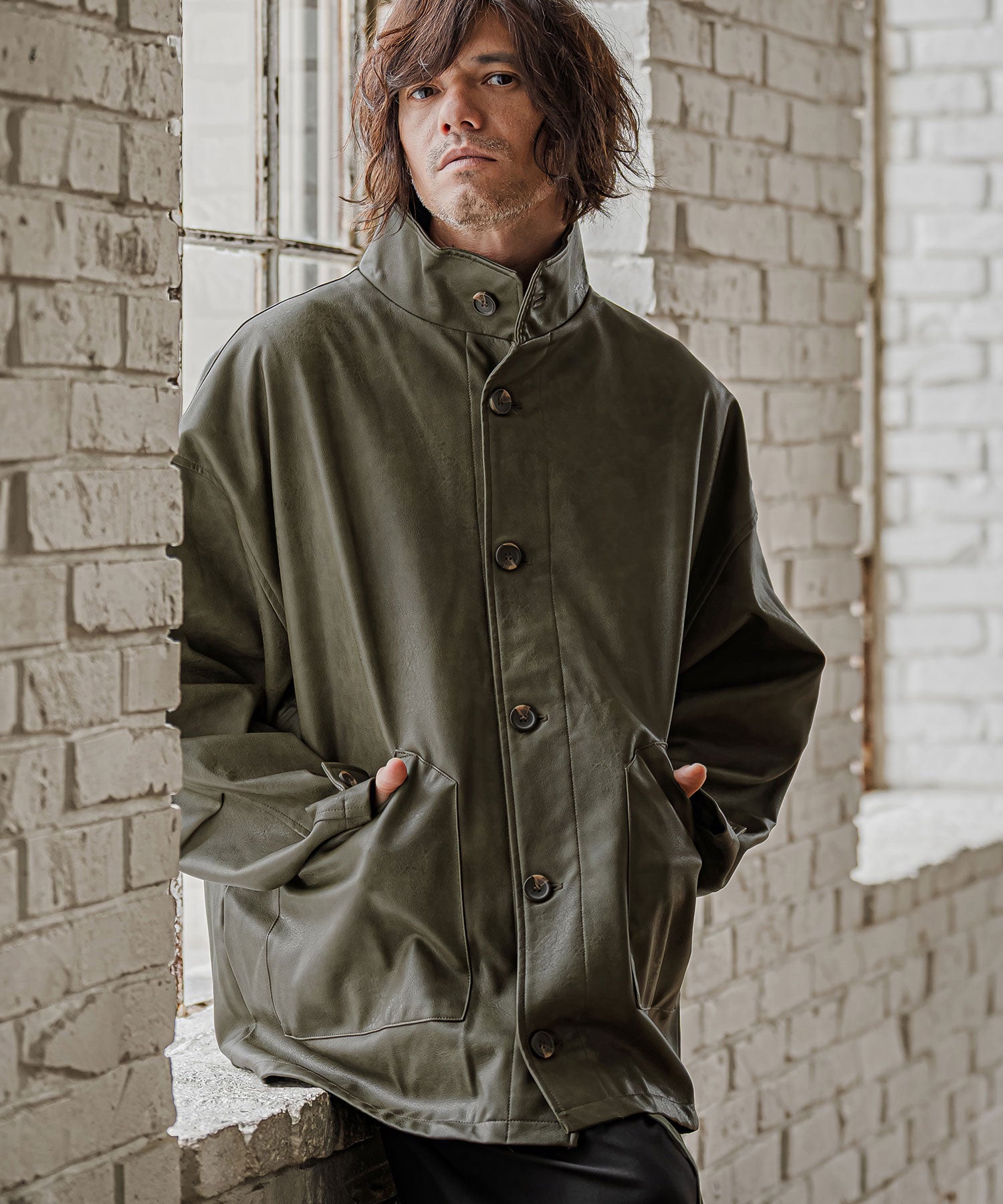 KHAKI