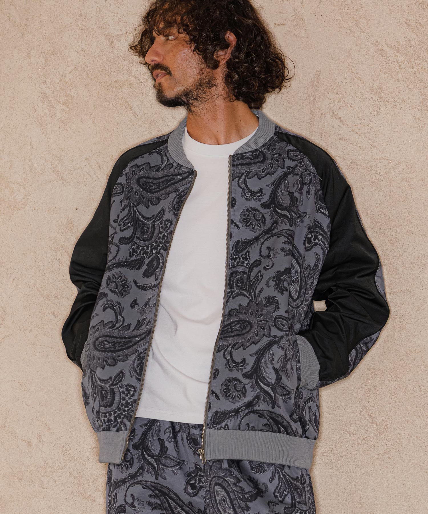 CAMBIO(カンビオ)】【予約販売11月中旬～下旬入荷】Bonded Paisley