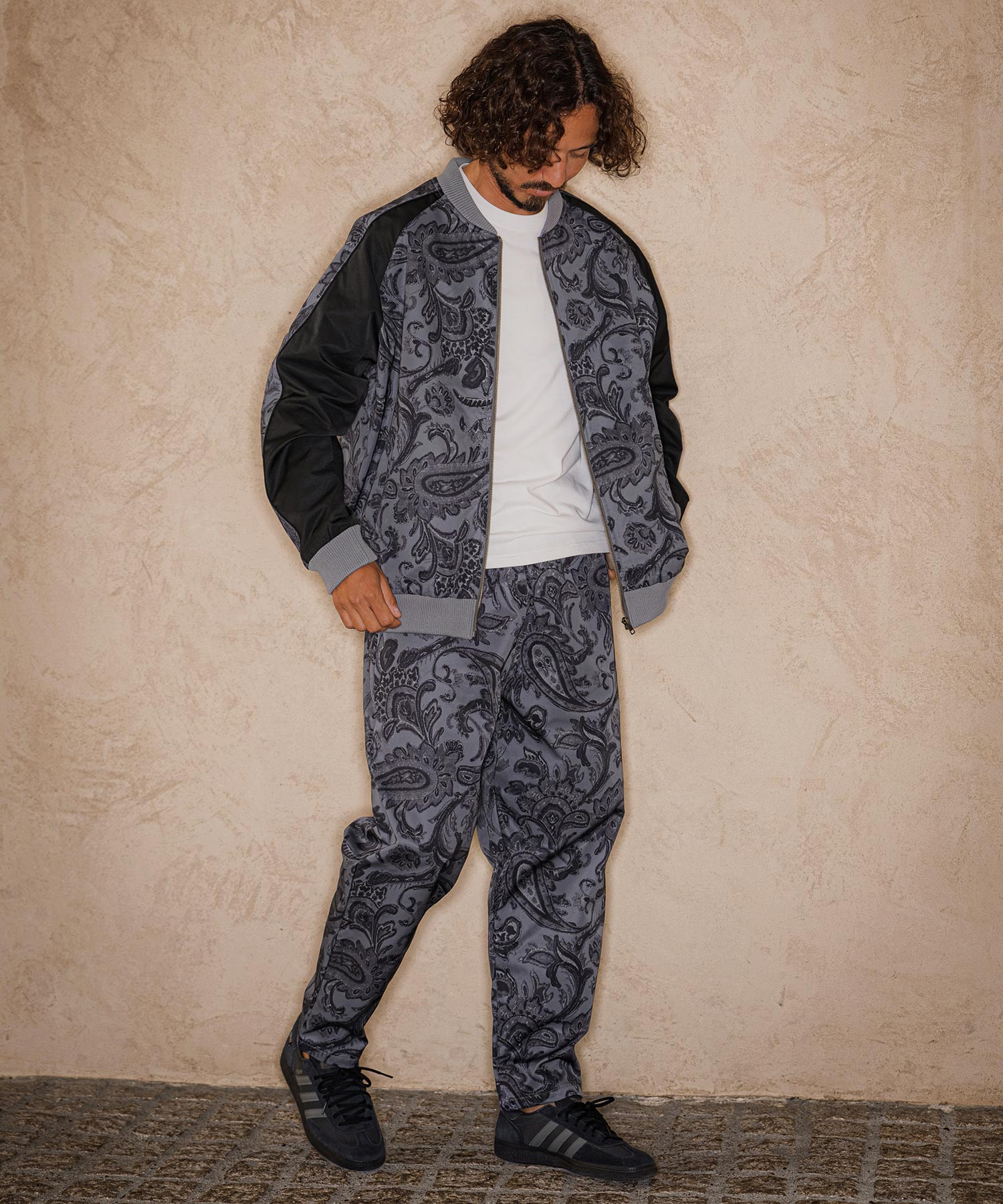 CAMBIO(カンビオ)】【予約販売11月中旬～下旬入荷】Bonded Paisley