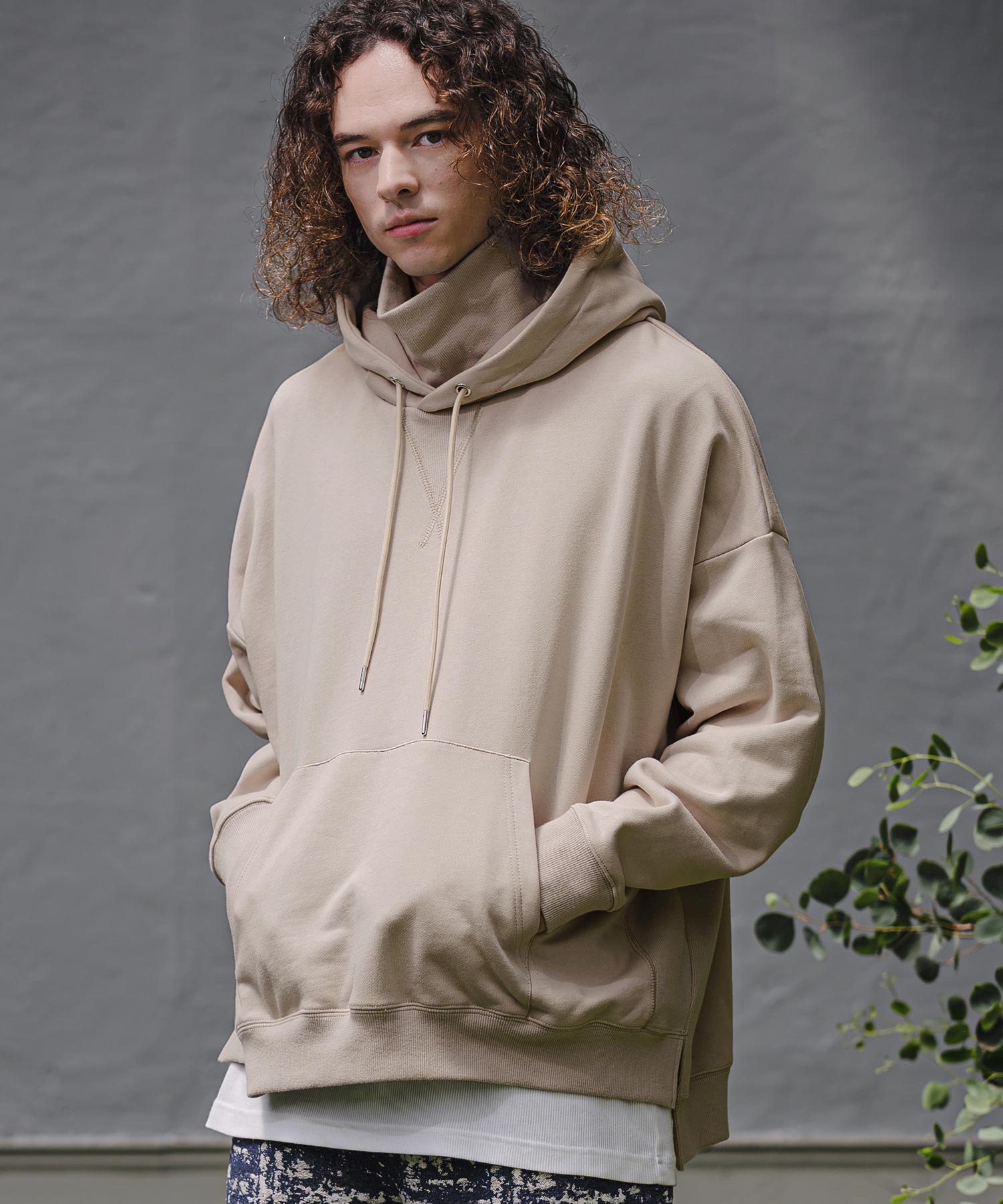 LT.BEIGE