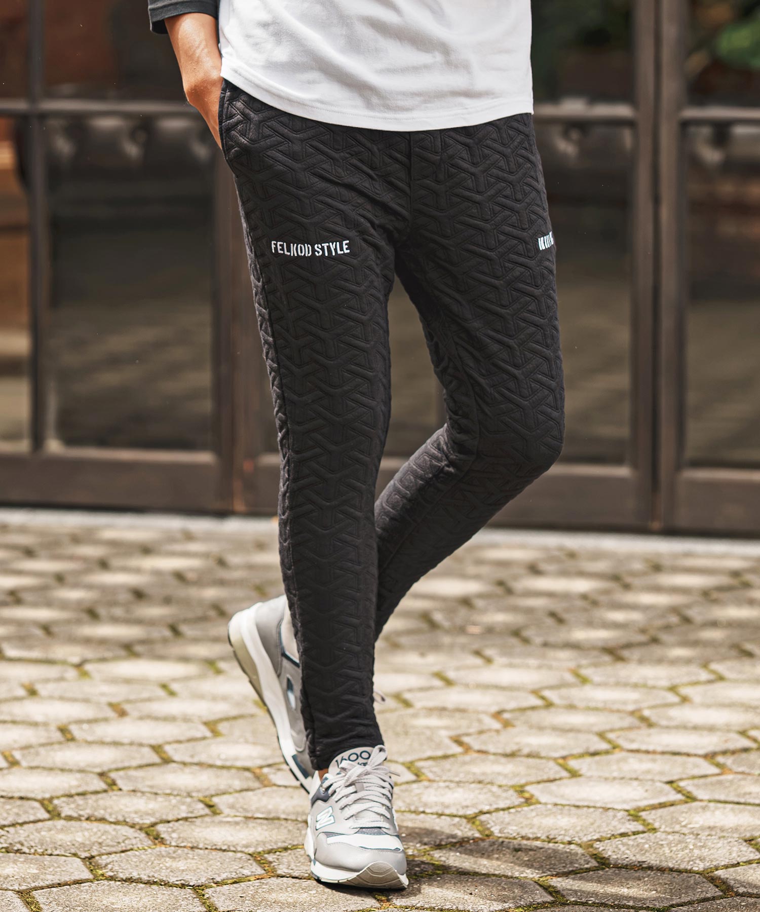 black x WHT