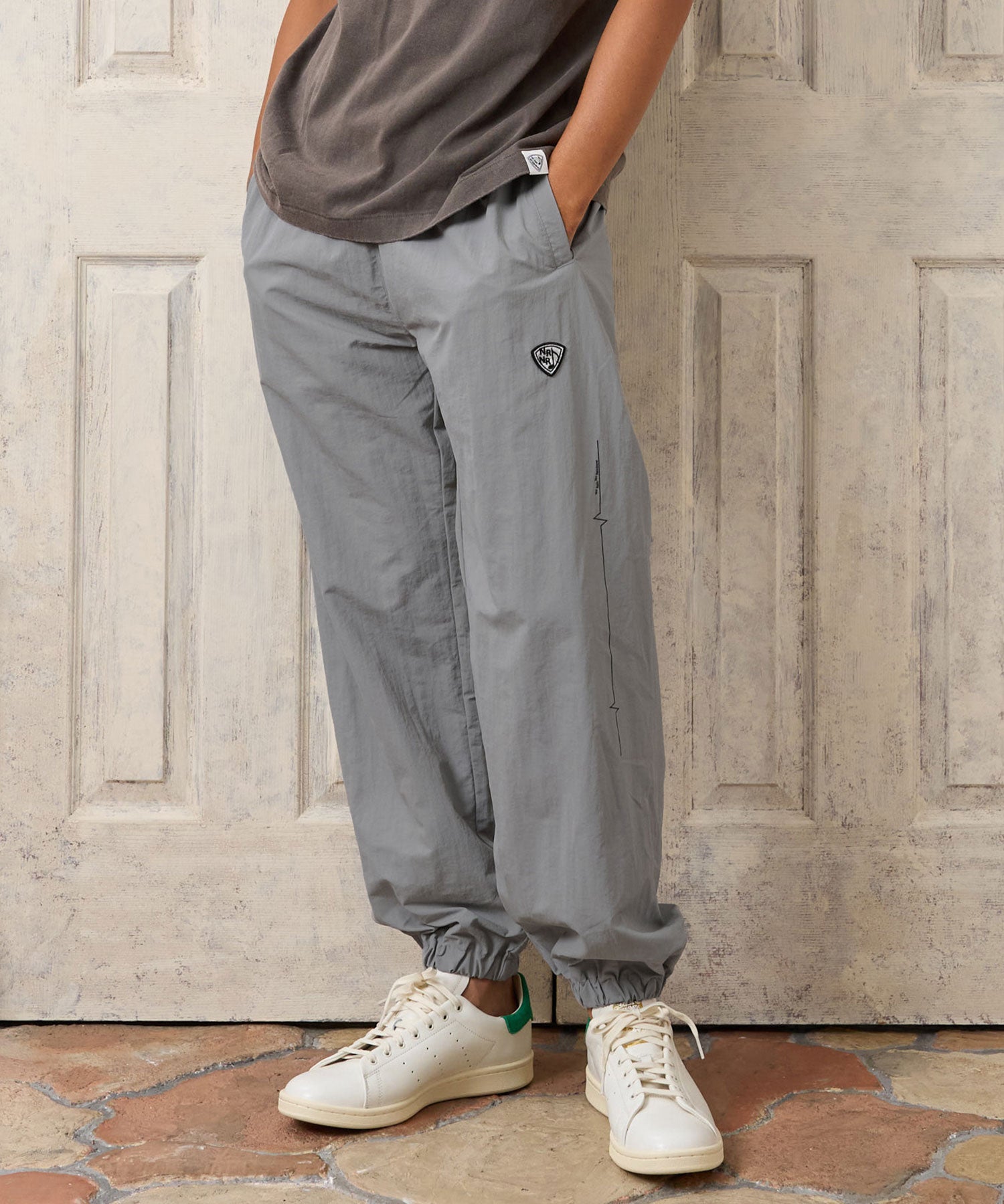 gray