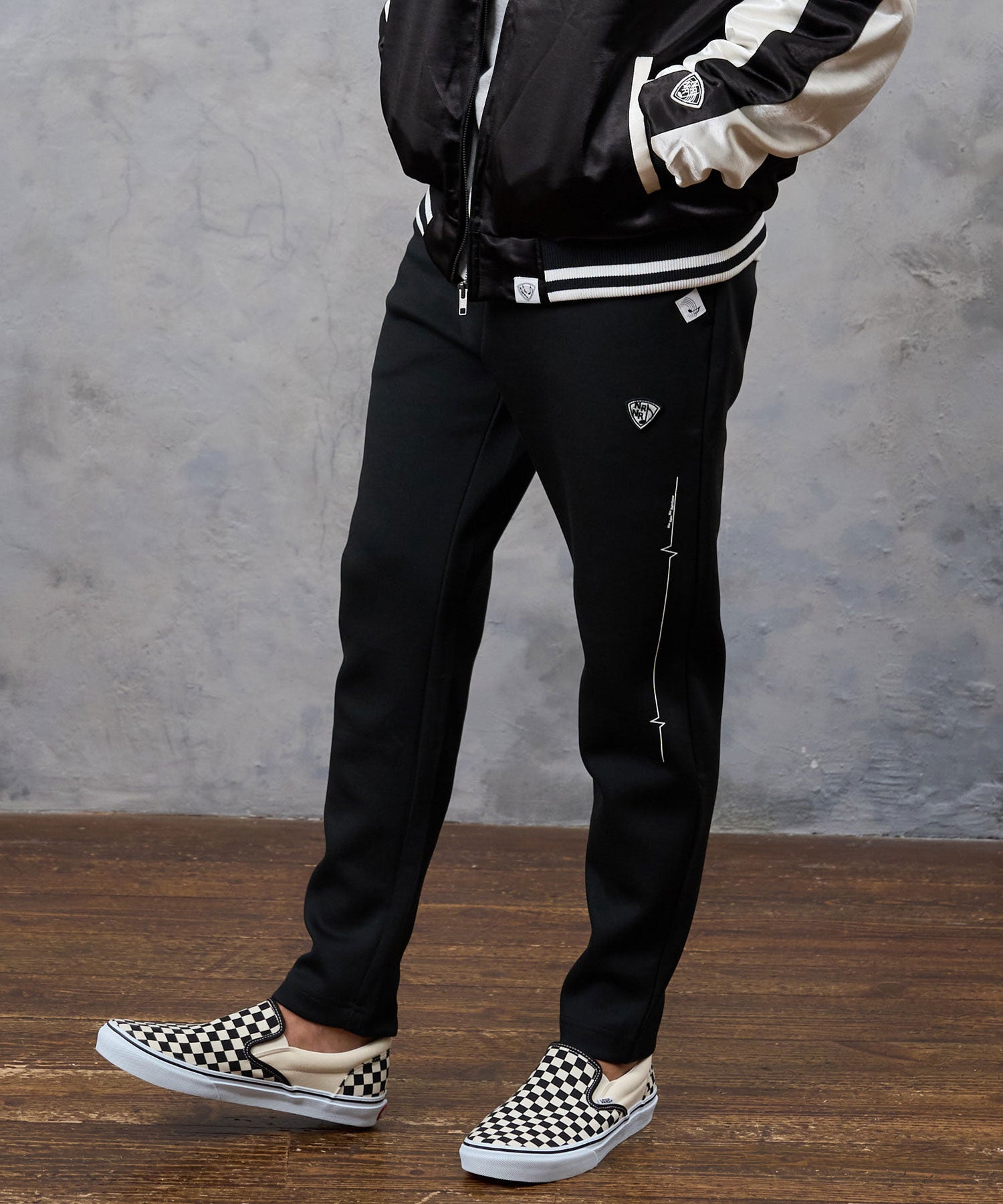 black × WHT