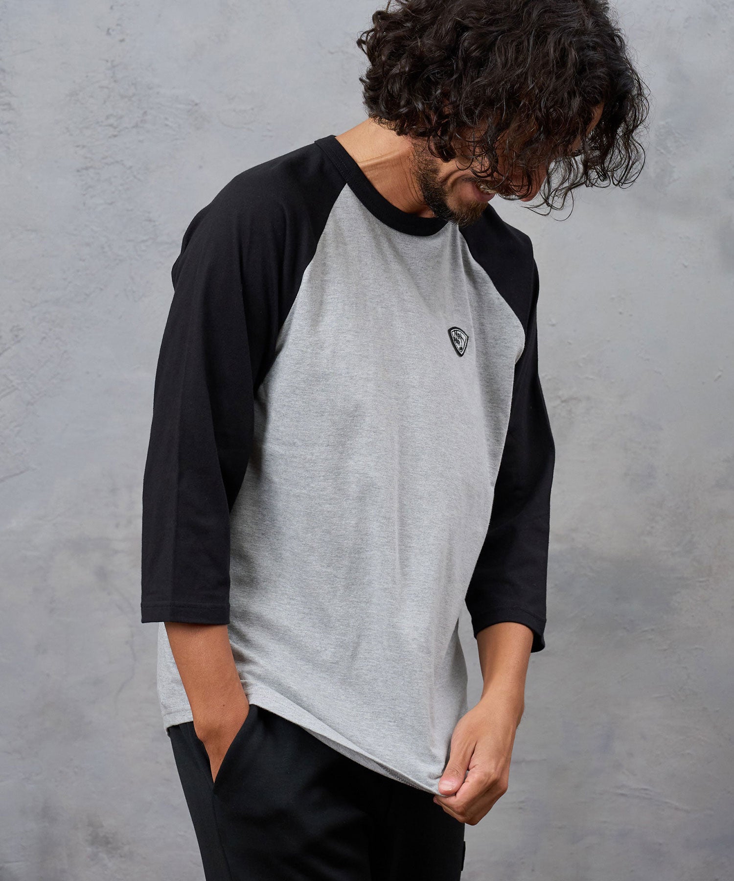 top gray× BLK