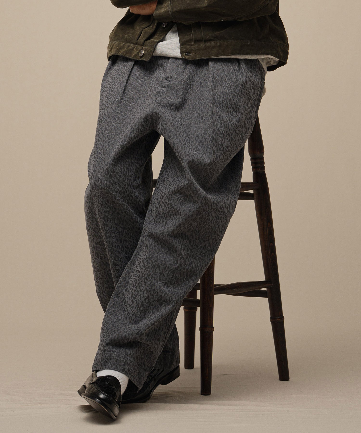 GREY