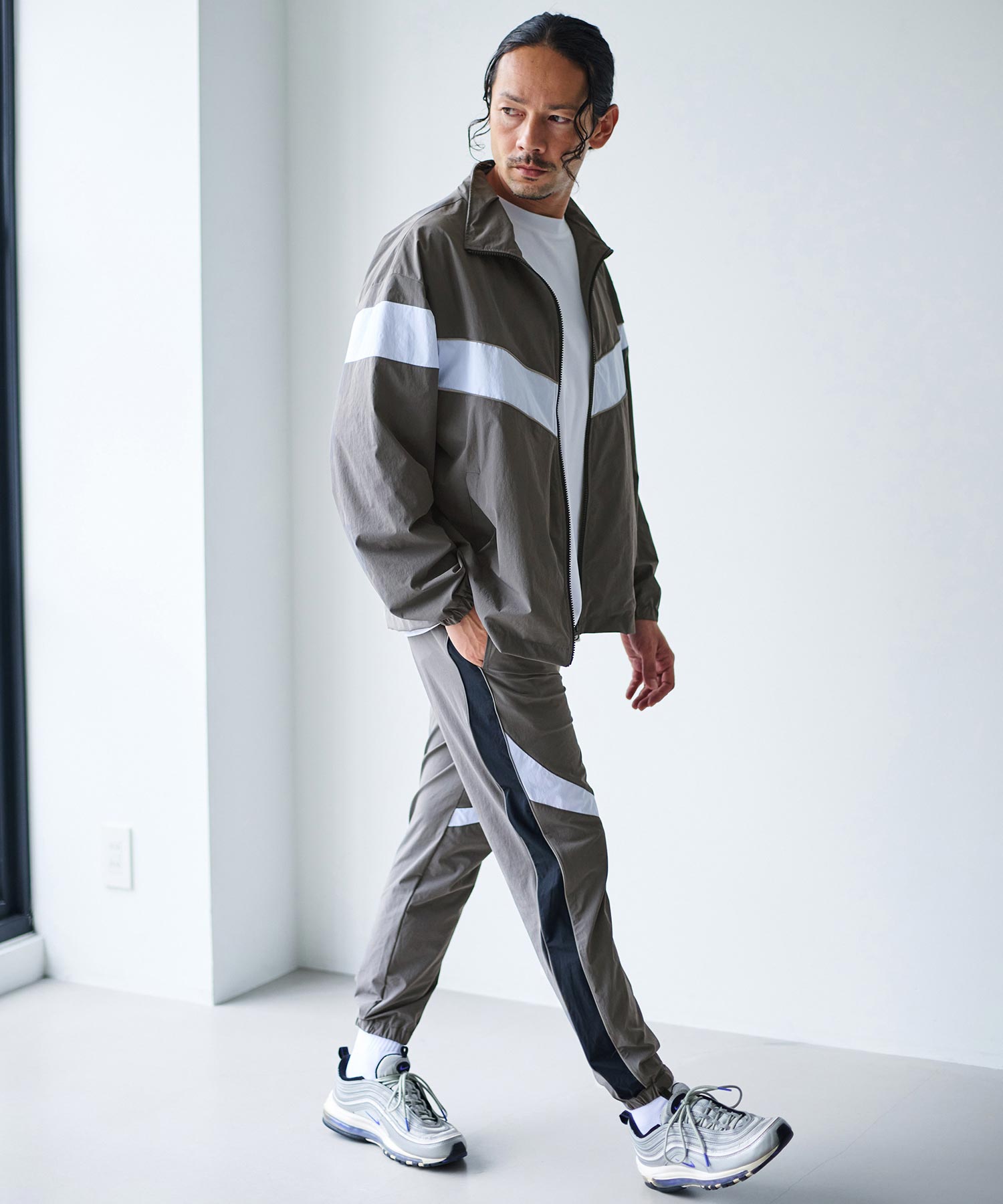 AXCXM(アクスシーム)】Urban Line Reflect-Woven Jogger ジョガー