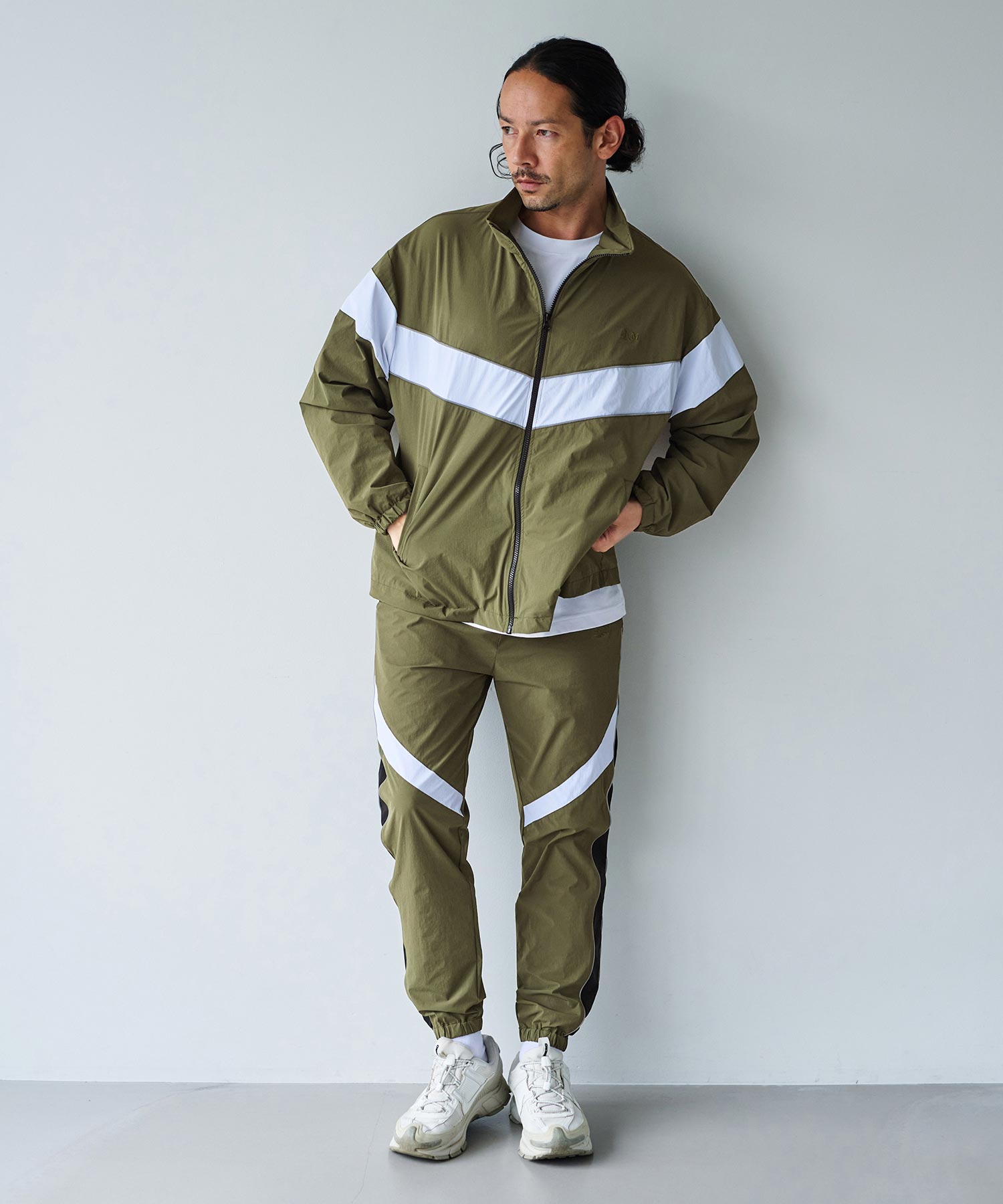 AXCXM(アクスシーム)】【予約販売10月上旬～中旬入荷】Urban Line