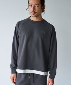 グレー