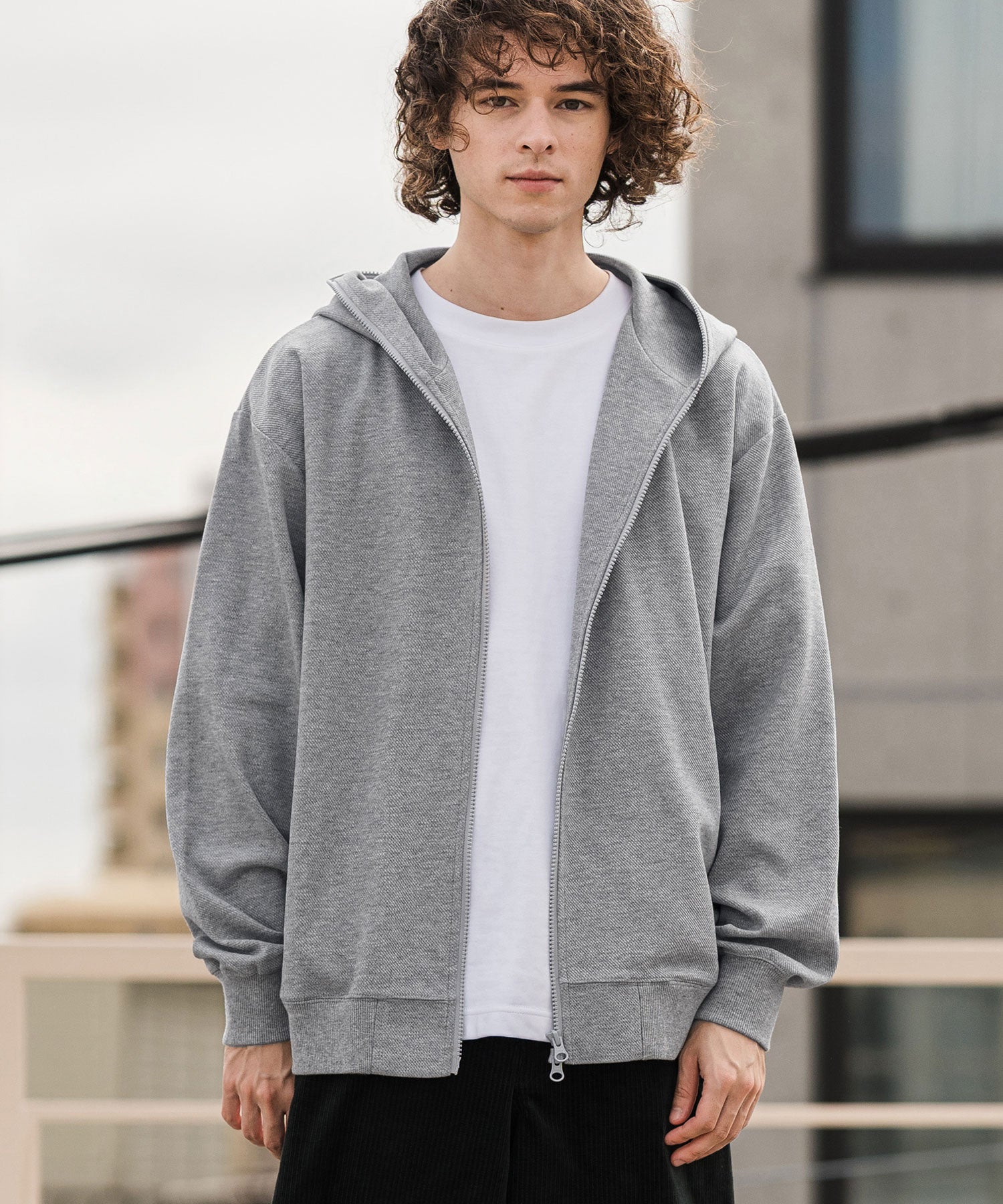 CAMBIO(カンビオ)】【予約販売11月上旬～中旬入荷】Karze Zip Up