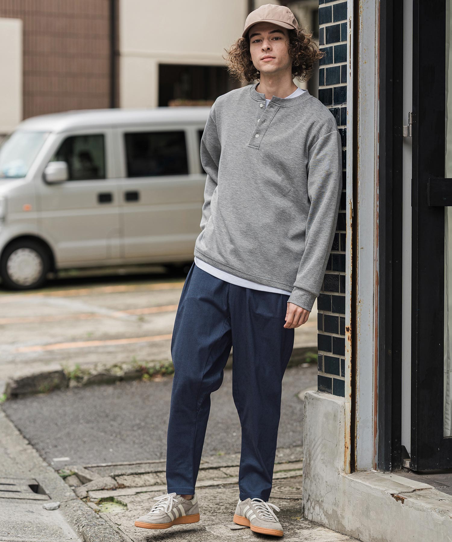 ✨新品タグ付✨CAMBIO Two Tuck サルエルパンツ Lサイズ ネイビー CAMBIO(カンビオ)】【予約販売10月上旬～中旬入荷】メランジツータック