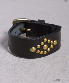 15．BLACK