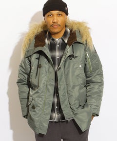 45．KHAKI