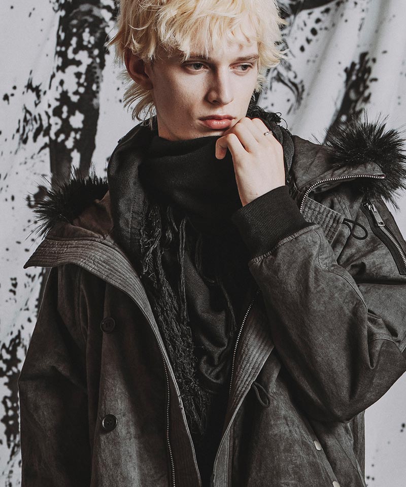 GRAY