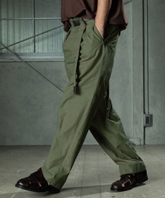 64：KHAKI